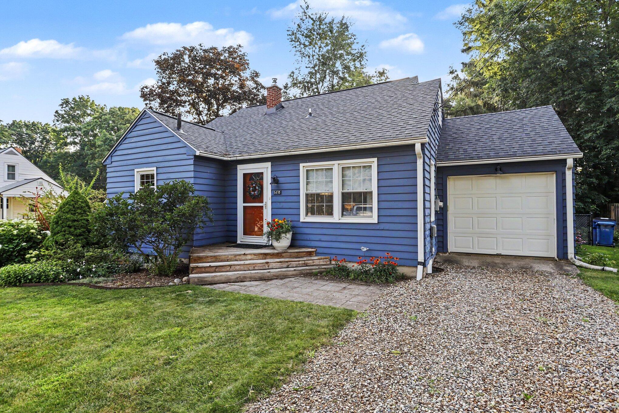 1418 Pinehurst Boulevard Kalamazoo MI 49006