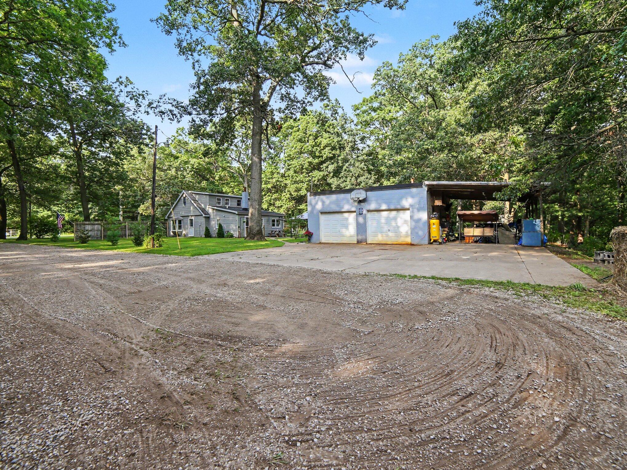 5690 White Road Muskegon MI 49442