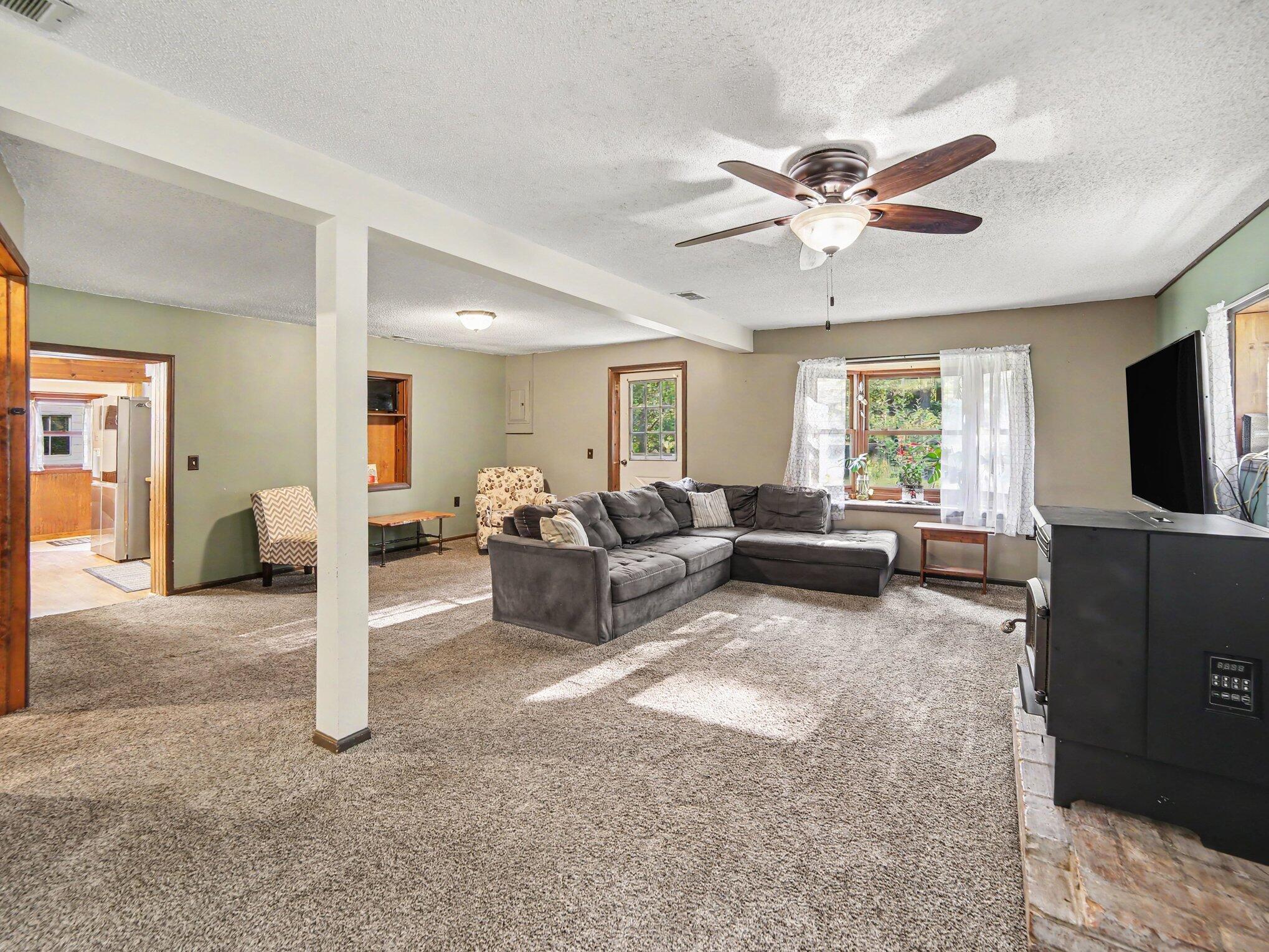 5690 White Road Muskegon MI 49442
