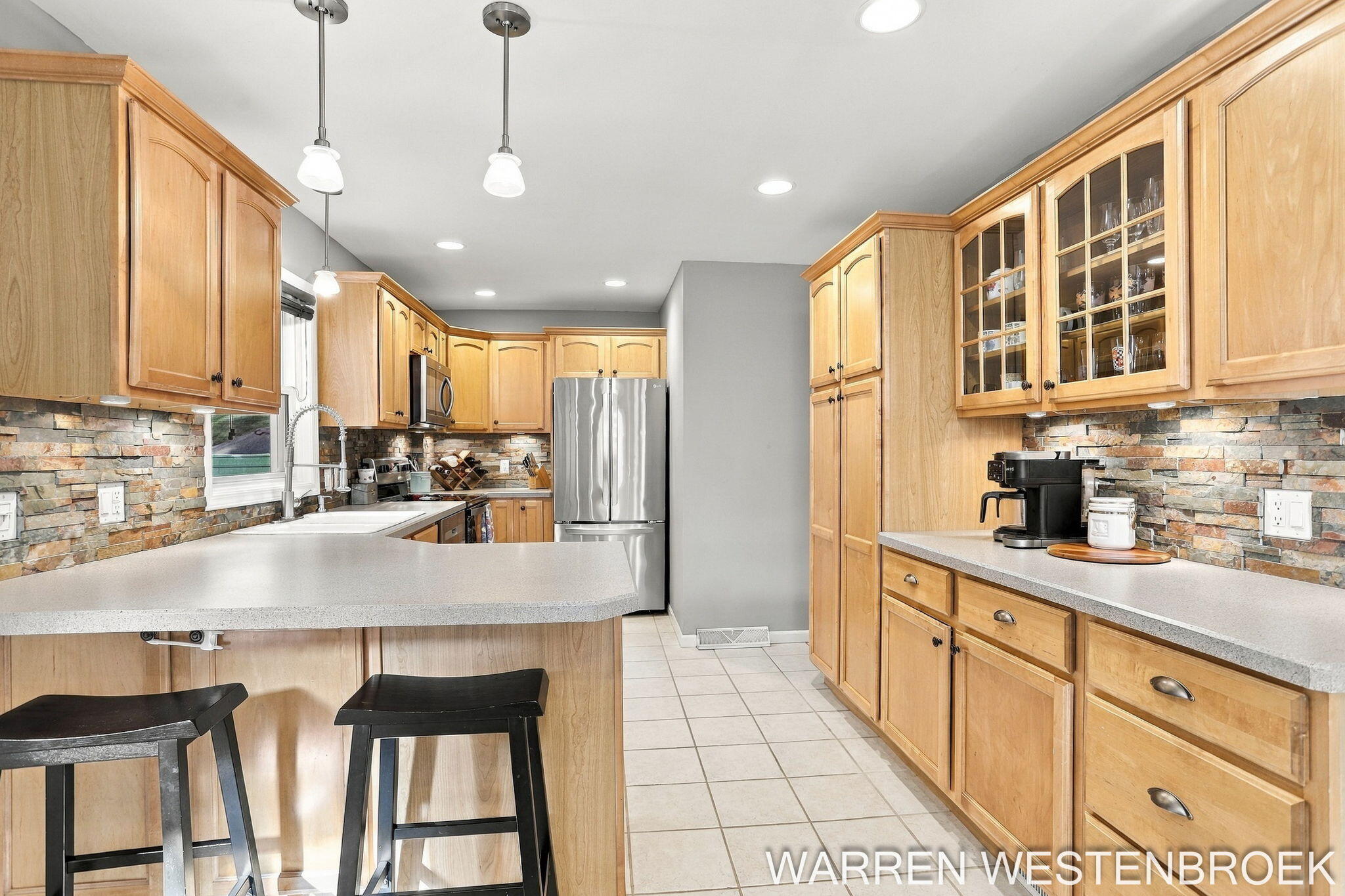 28 E 25th Street Holland MI 49423