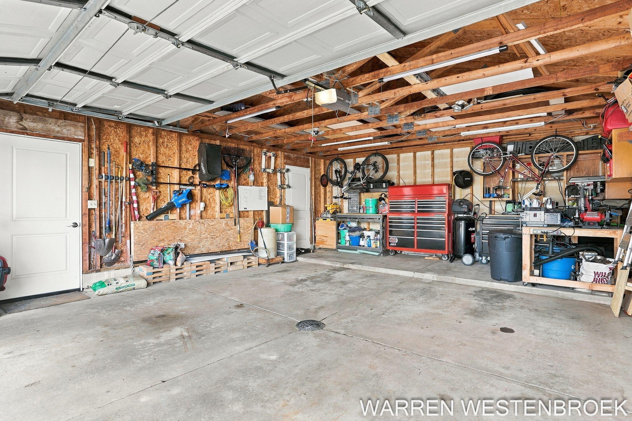 28 E 25th Street Holland MI 49423