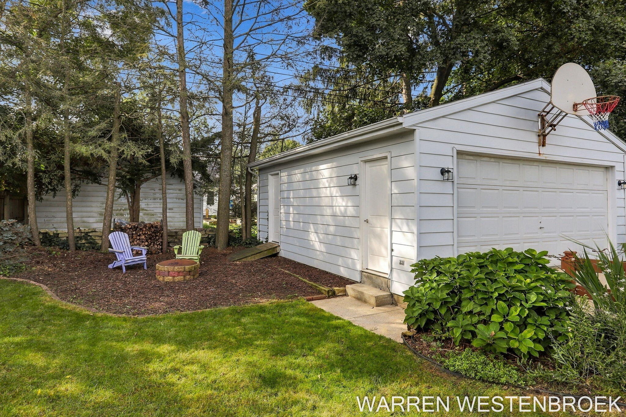 28 E 25th Street Holland MI 49423