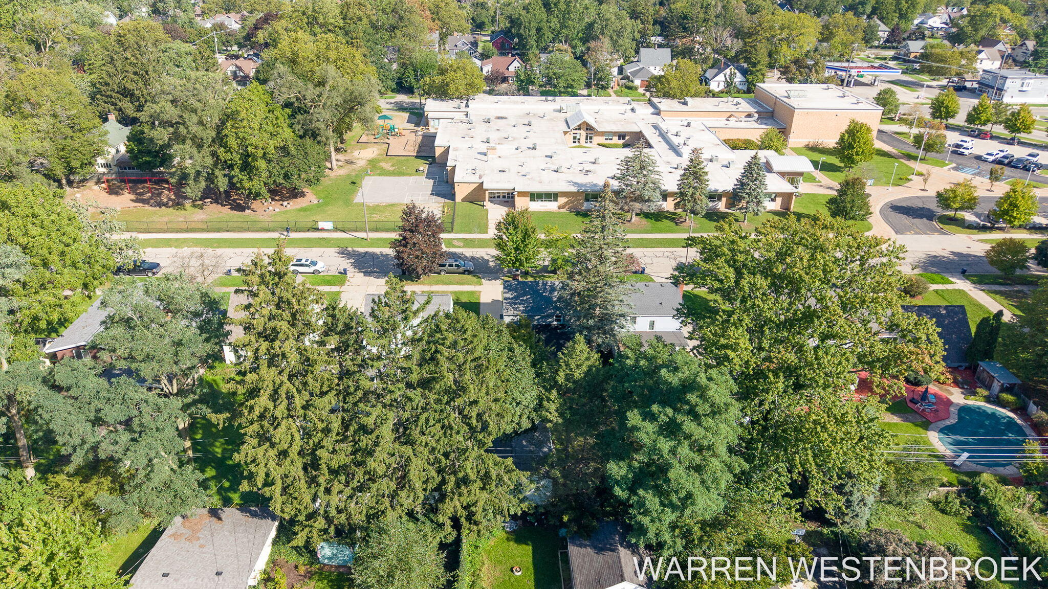28 E 25th Street Holland MI 49423