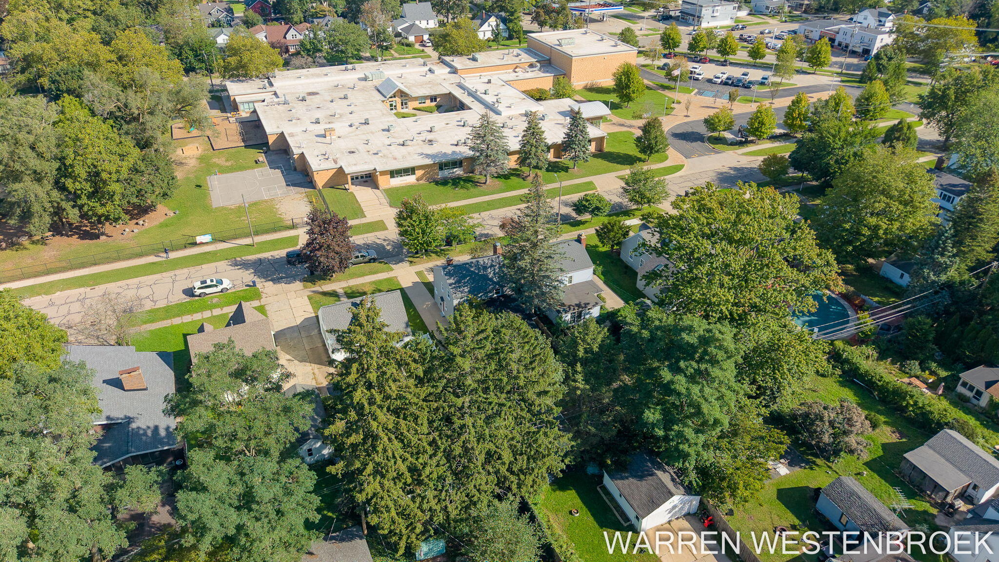 28 E 25th Street Holland MI 49423