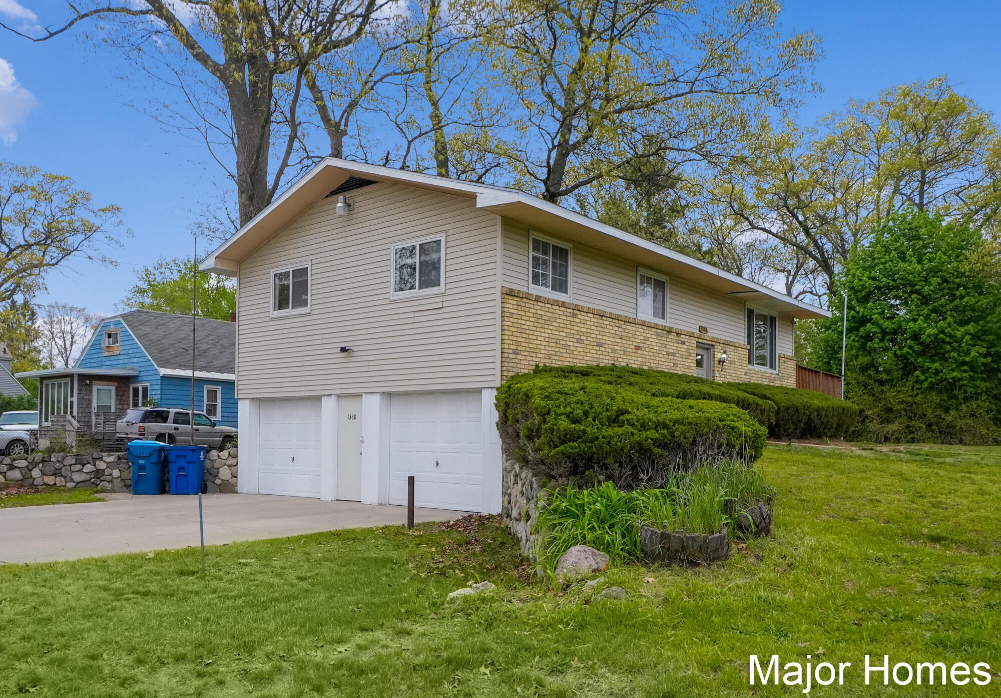 1388 East Street Muskegon MI 49442