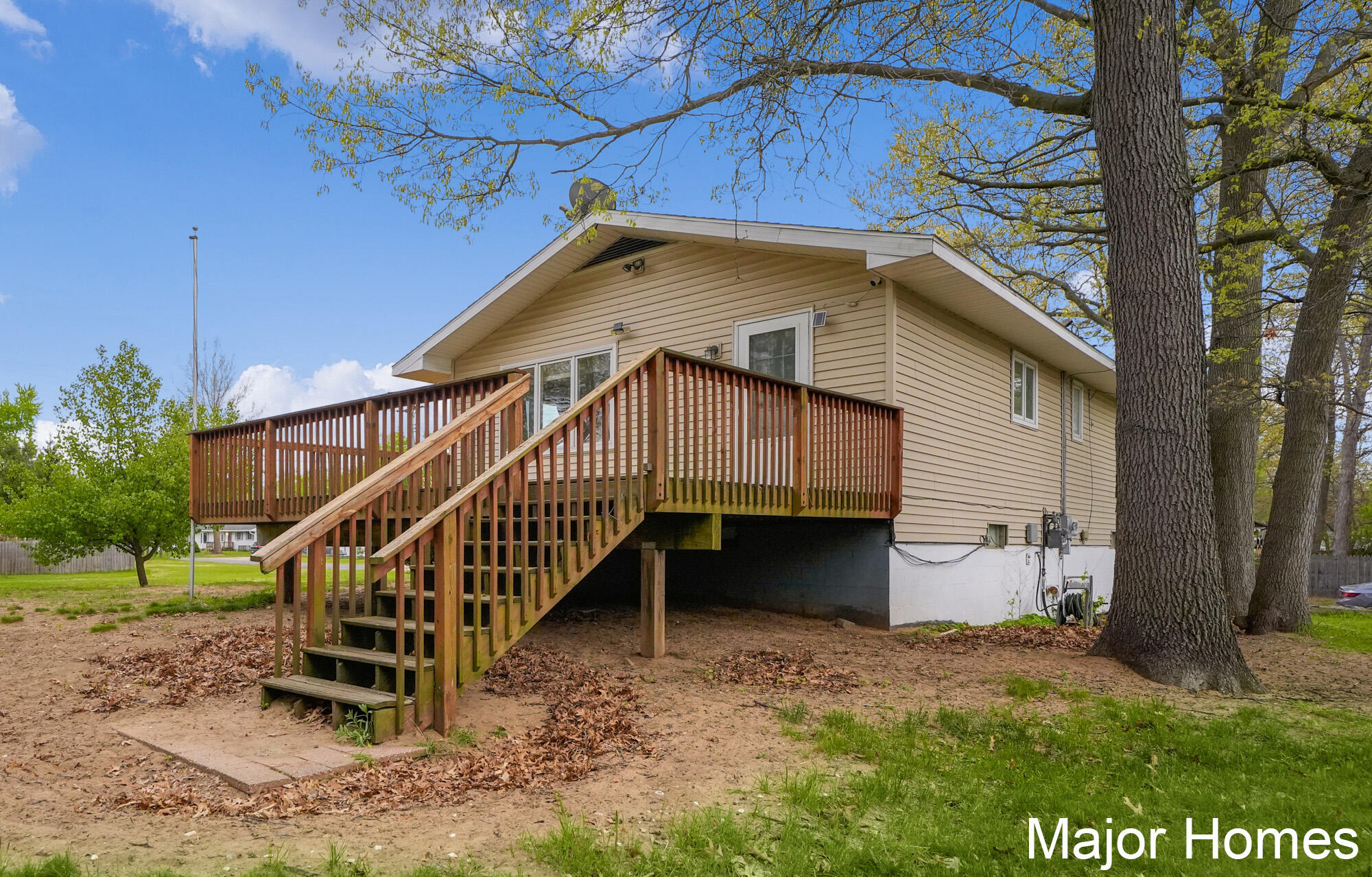 1388 East Street Muskegon MI 49442
