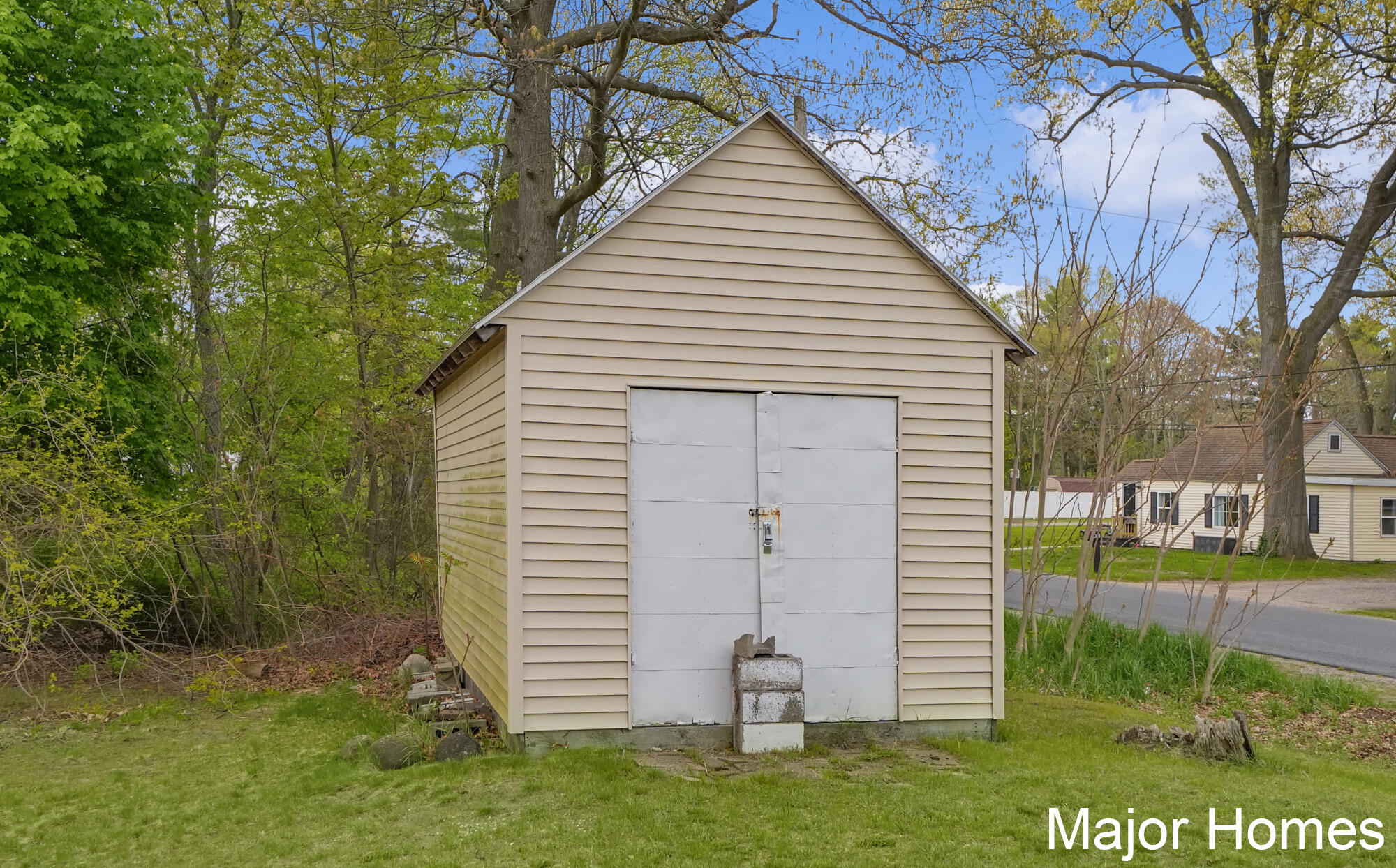 1388 East Street Muskegon MI 49442