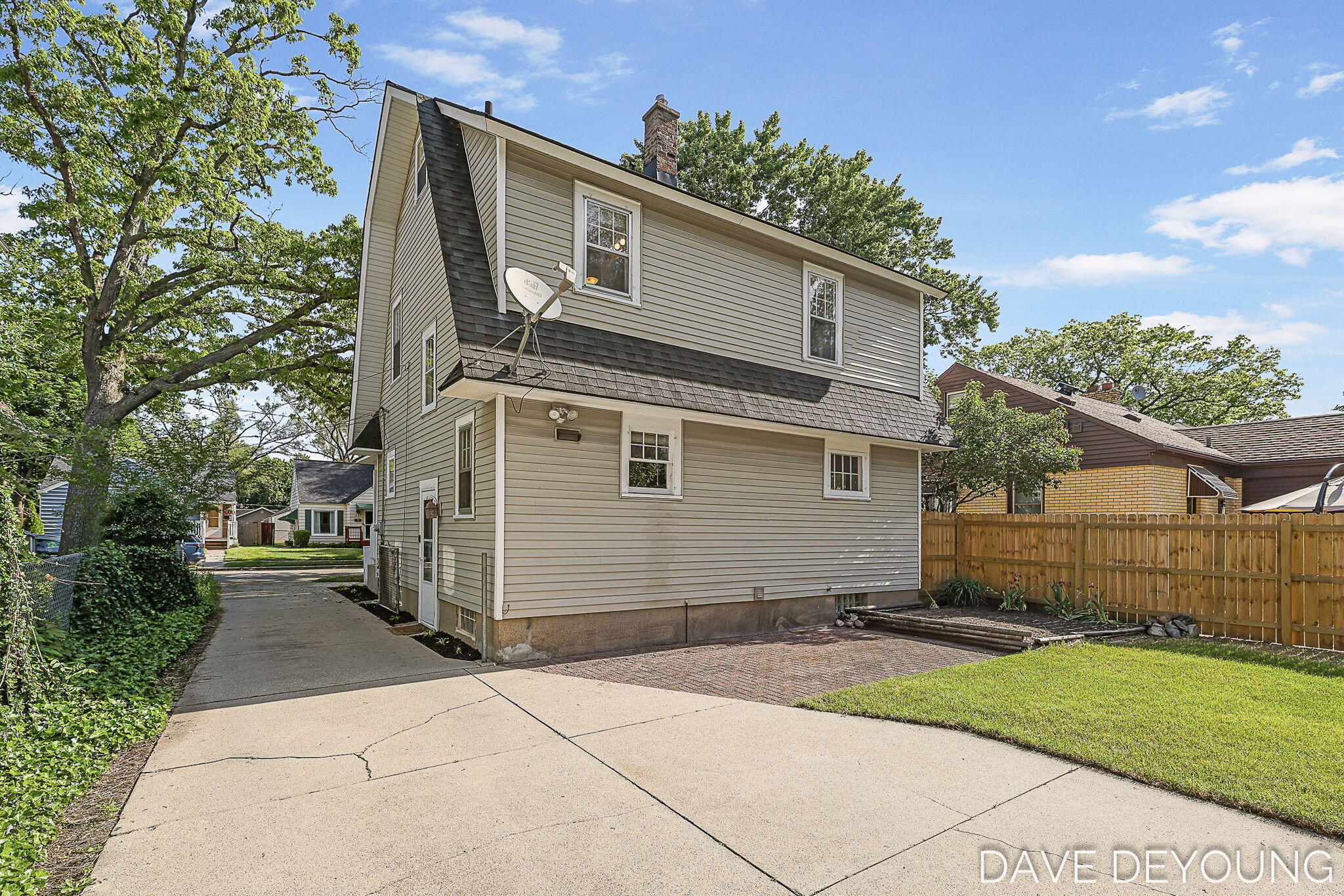 1134 Hoyt Street SE Grand Rapids MI 49507