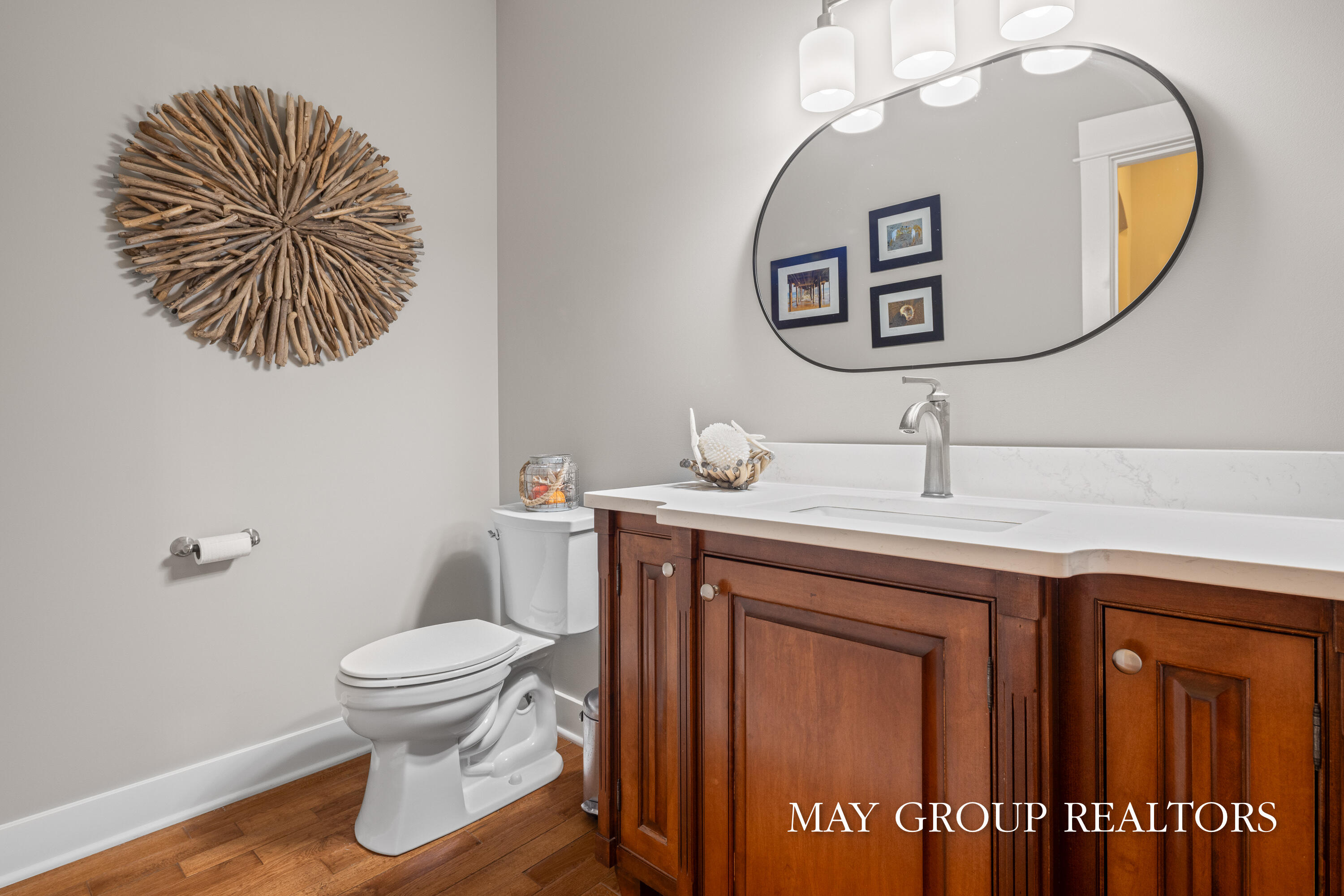 5254 Canyon River Drive NE Ada MI 49301