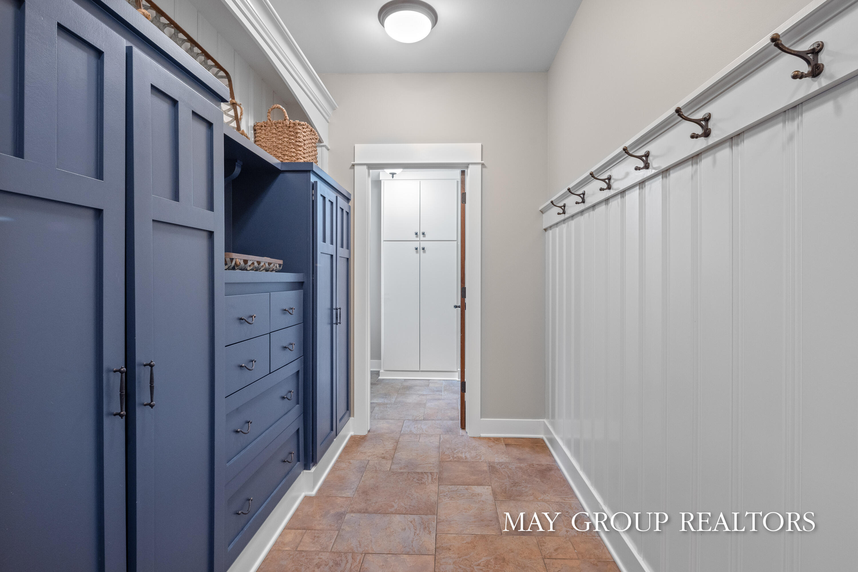 5254 Canyon River Drive NE Ada MI 49301