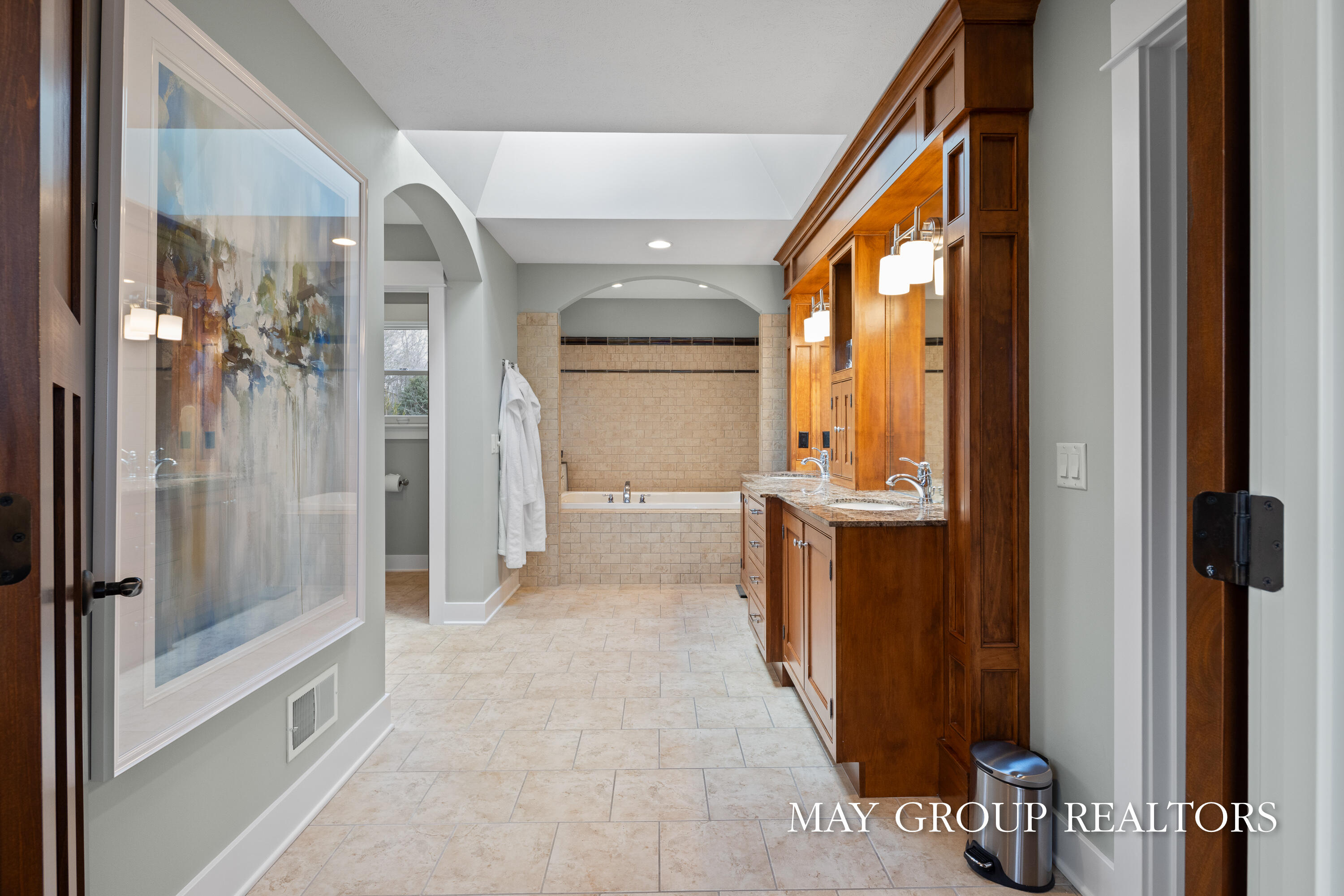 5254 Canyon River Drive NE Ada MI 49301