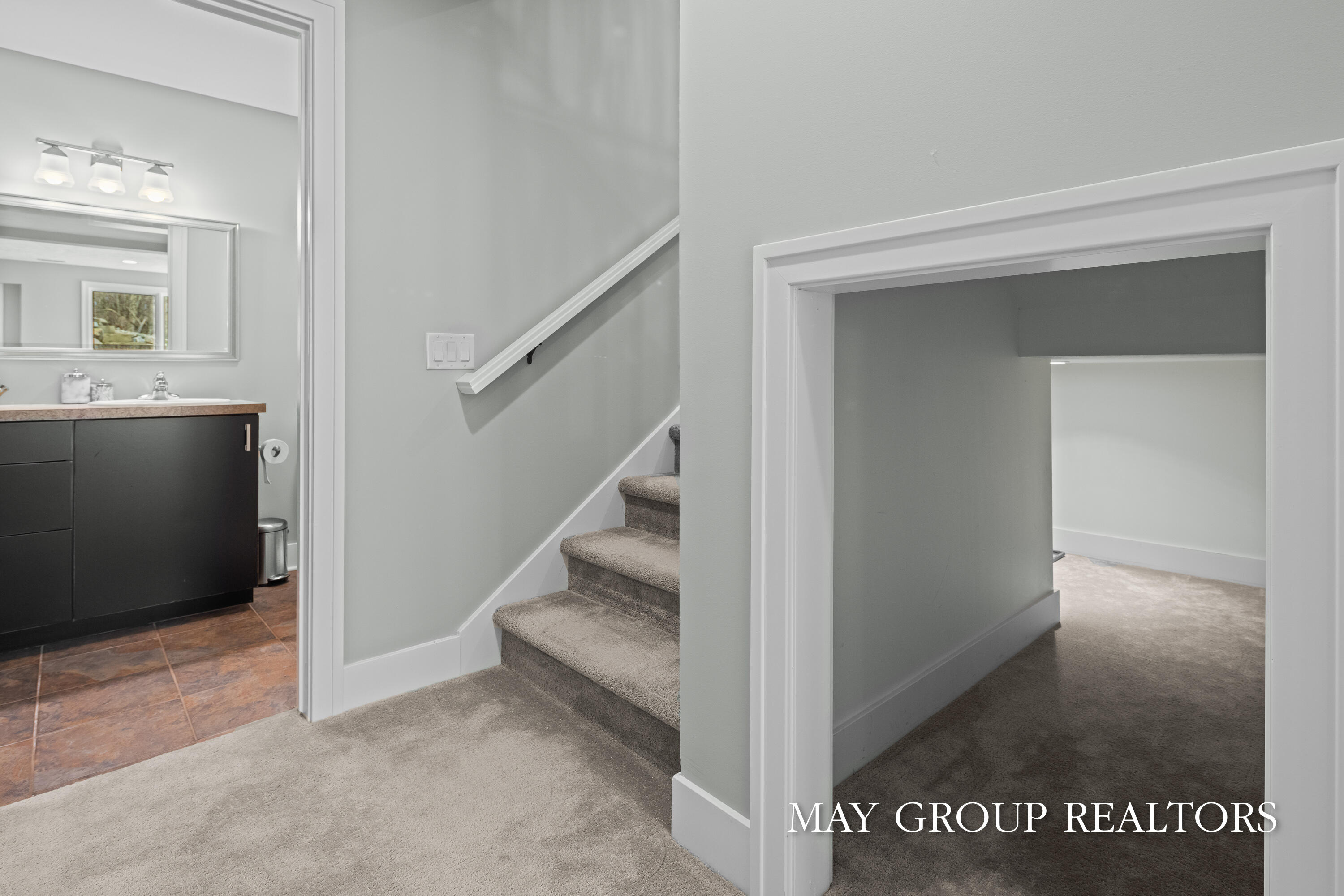 5254 Canyon River Drive NE Ada MI 49301
