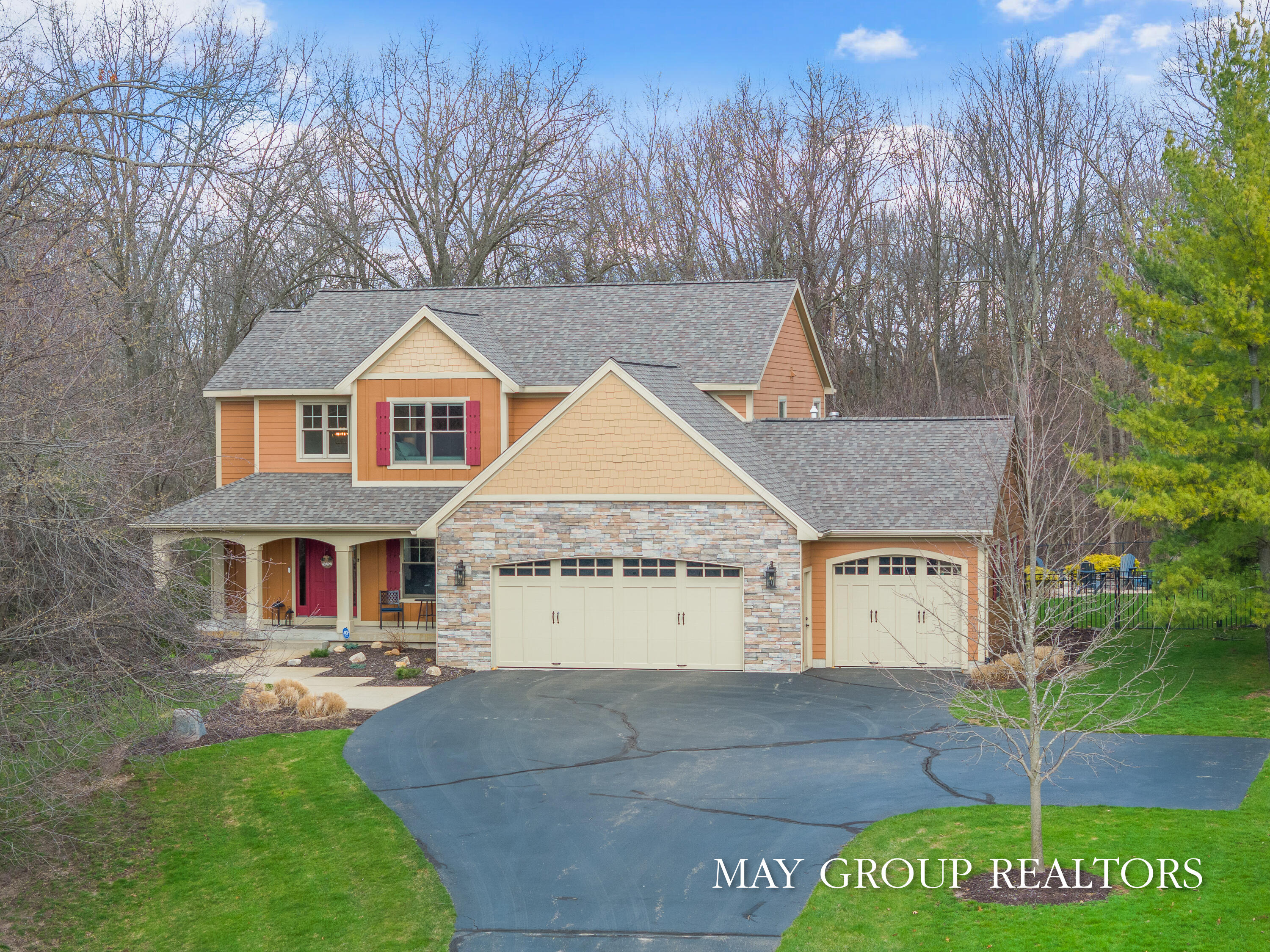 5254 Canyon River Drive NE Ada MI 49301