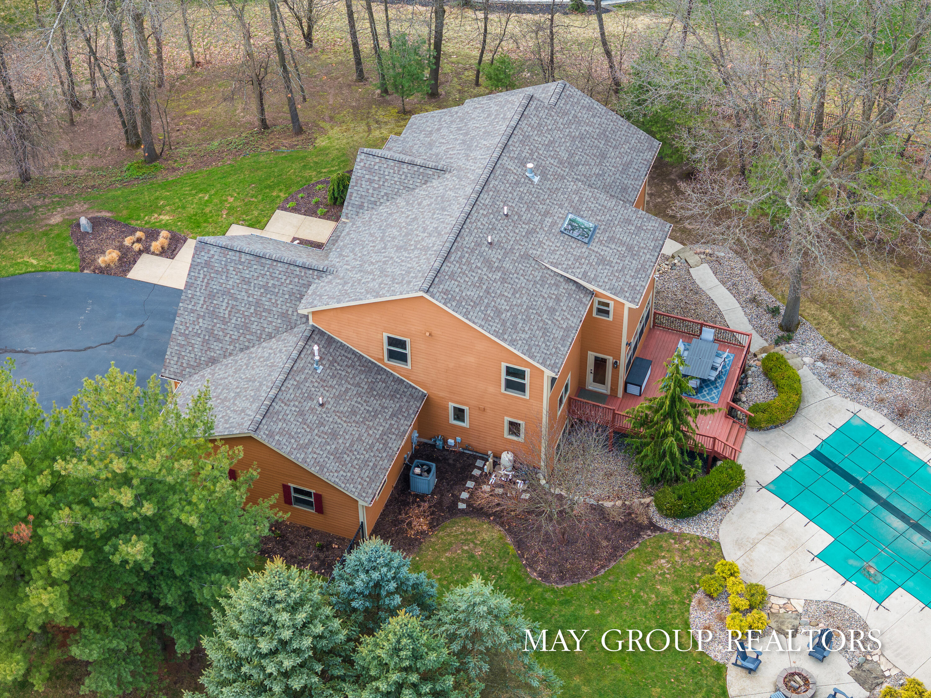 5254 Canyon River Drive NE Ada MI 49301