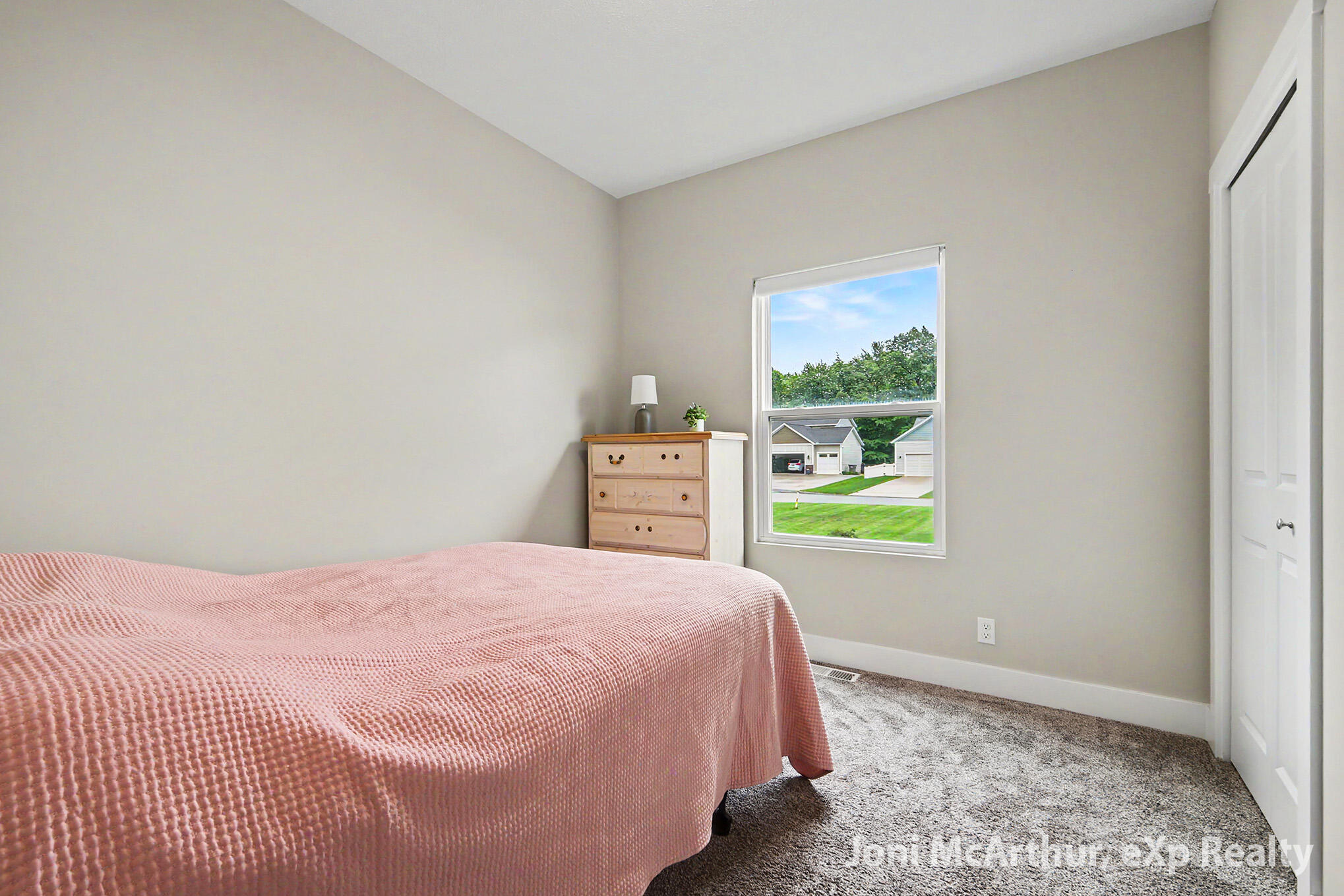 2670 Eagle Ridge Muskegon MI 49444