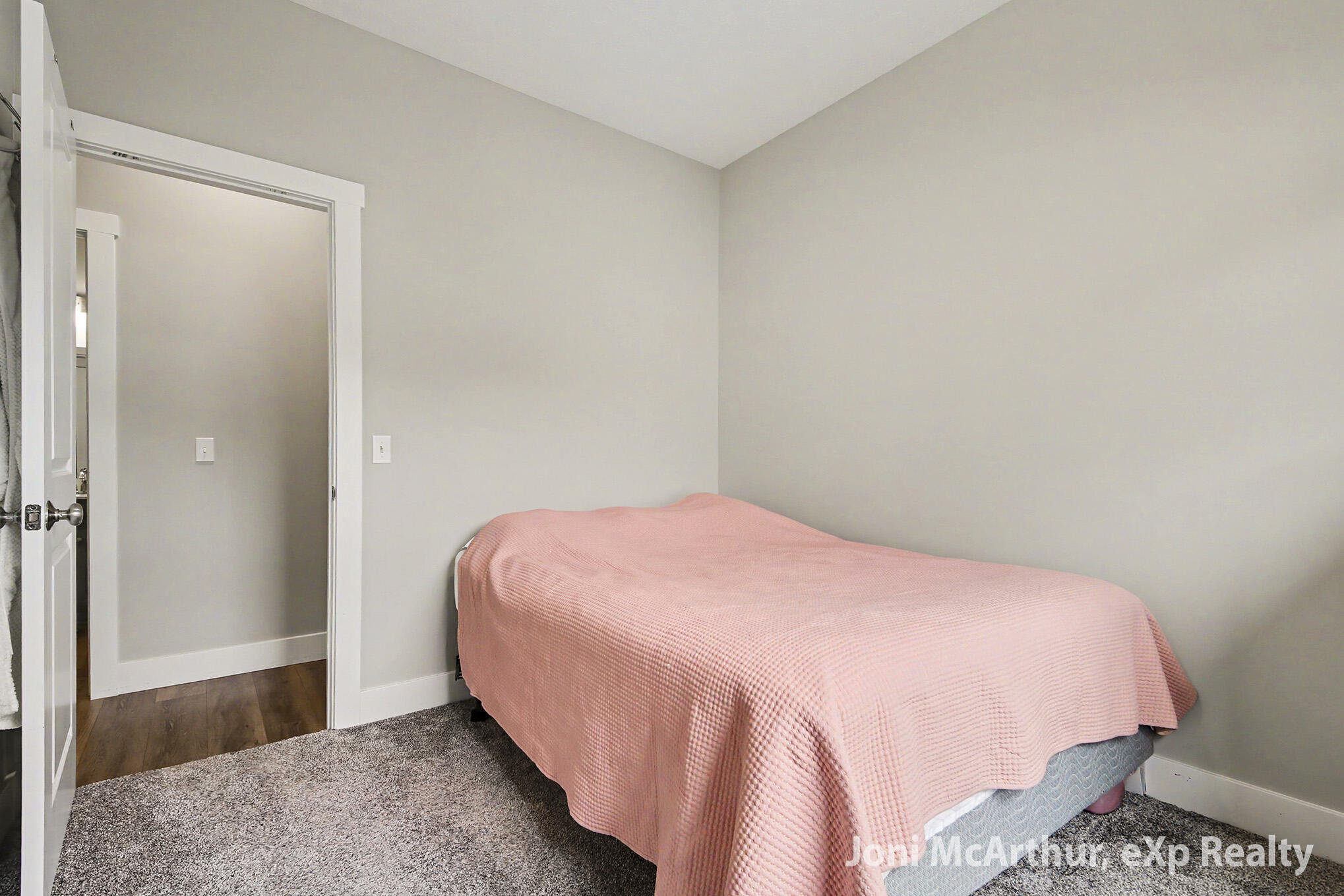 2670 Eagle Ridge Muskegon MI 49444