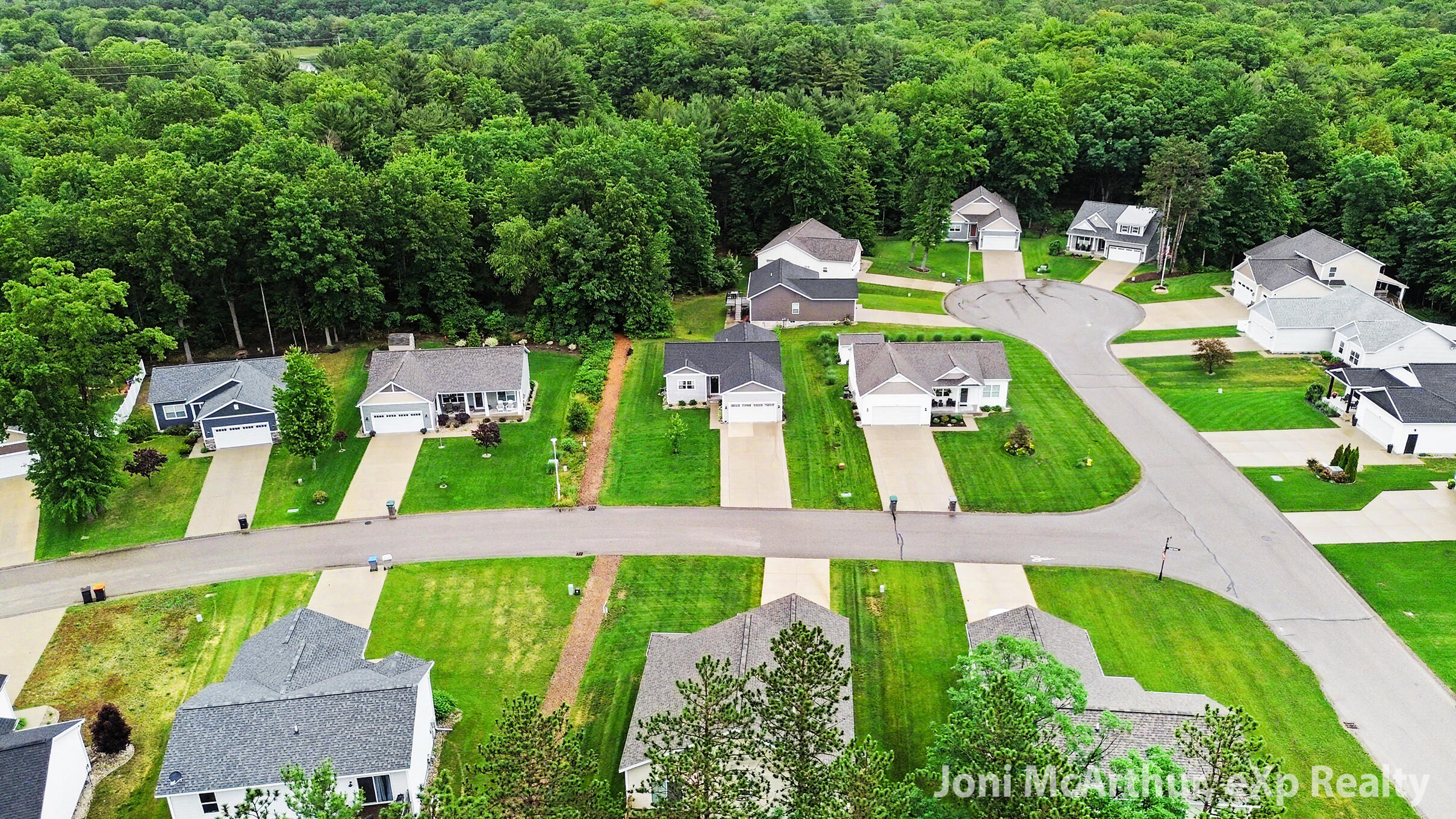 2670 Eagle Ridge Muskegon MI 49444