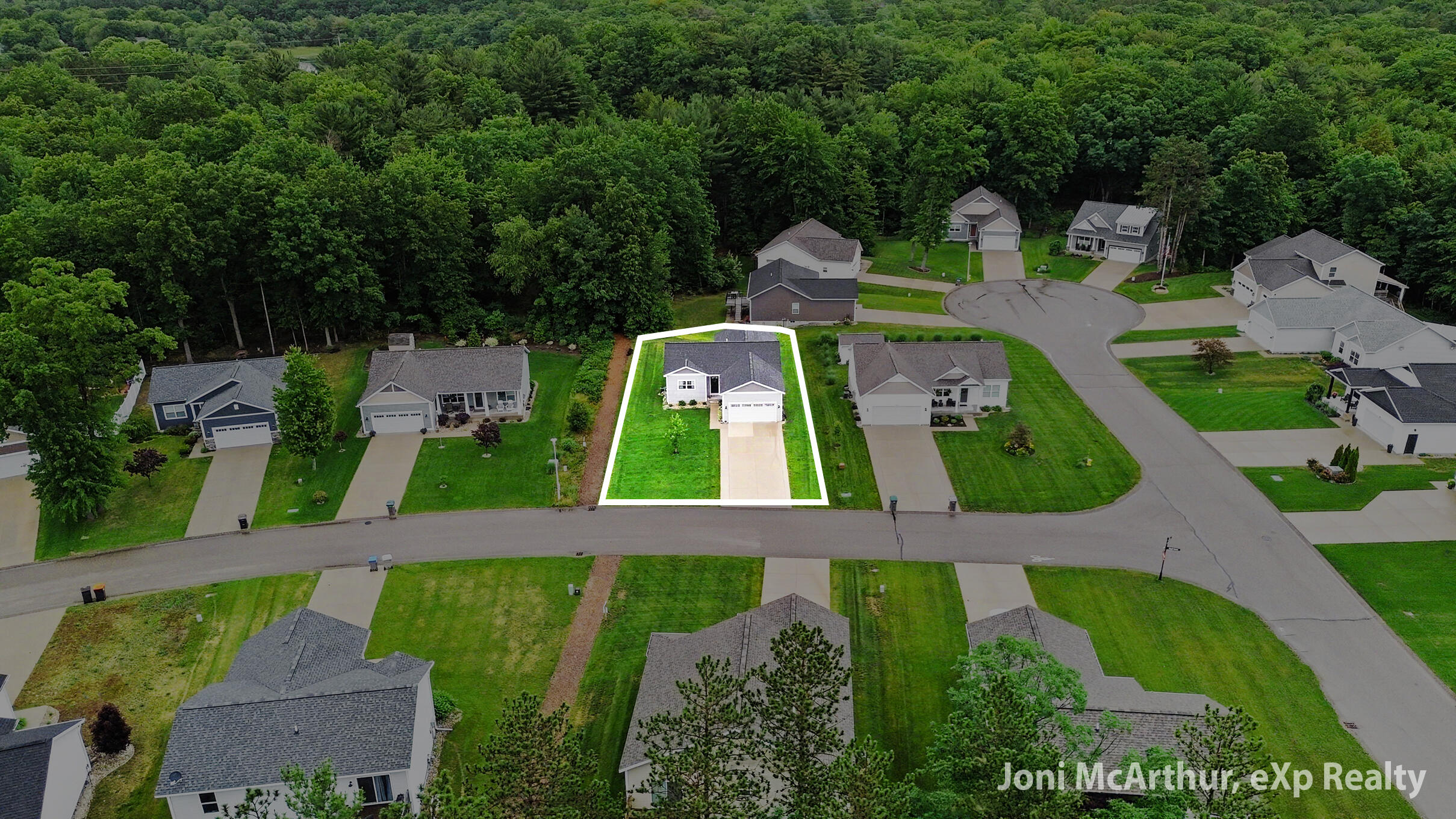 2670 Eagle Ridge Muskegon MI 49444