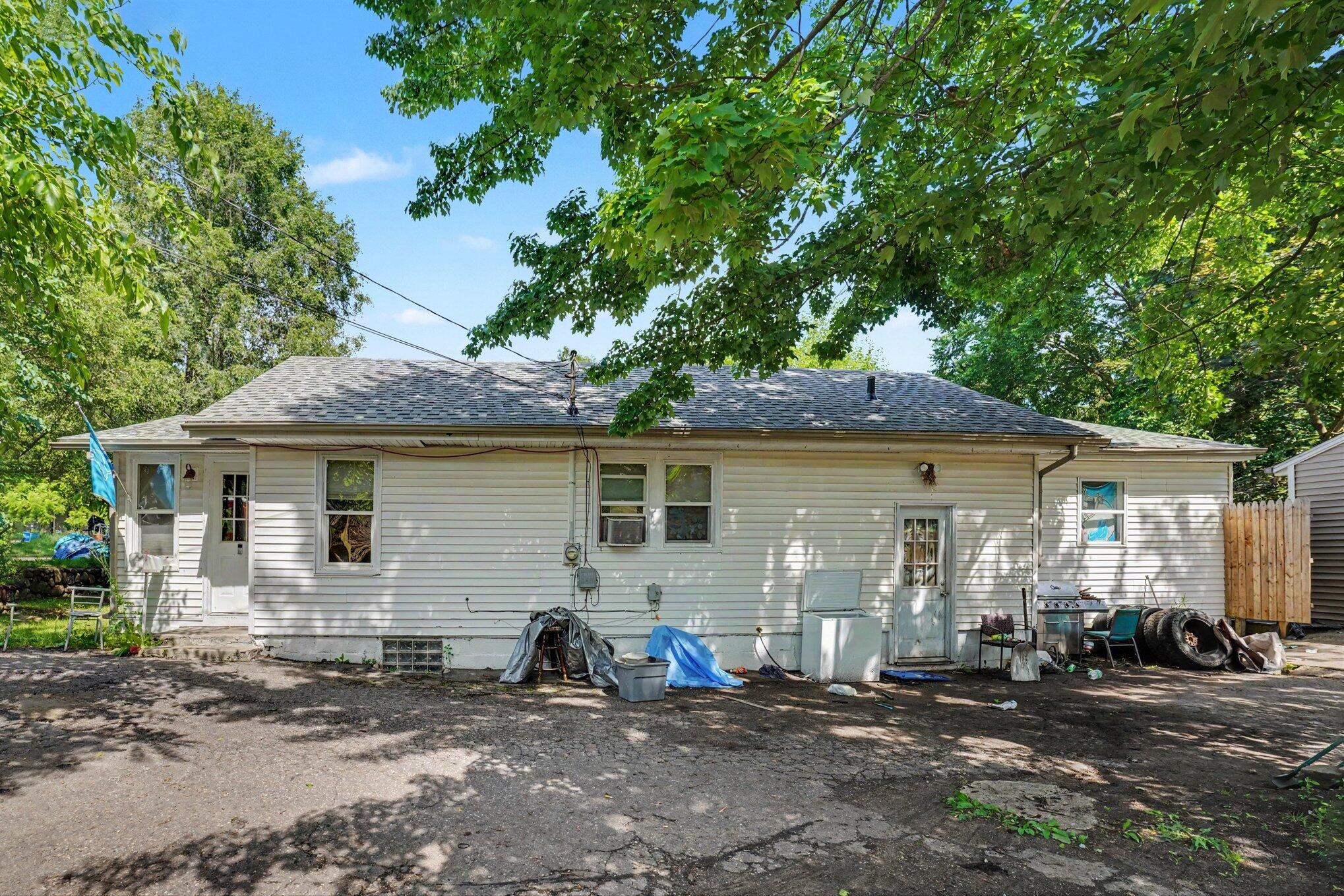 749 Hutchinson Street Kalamazoo MI 49008