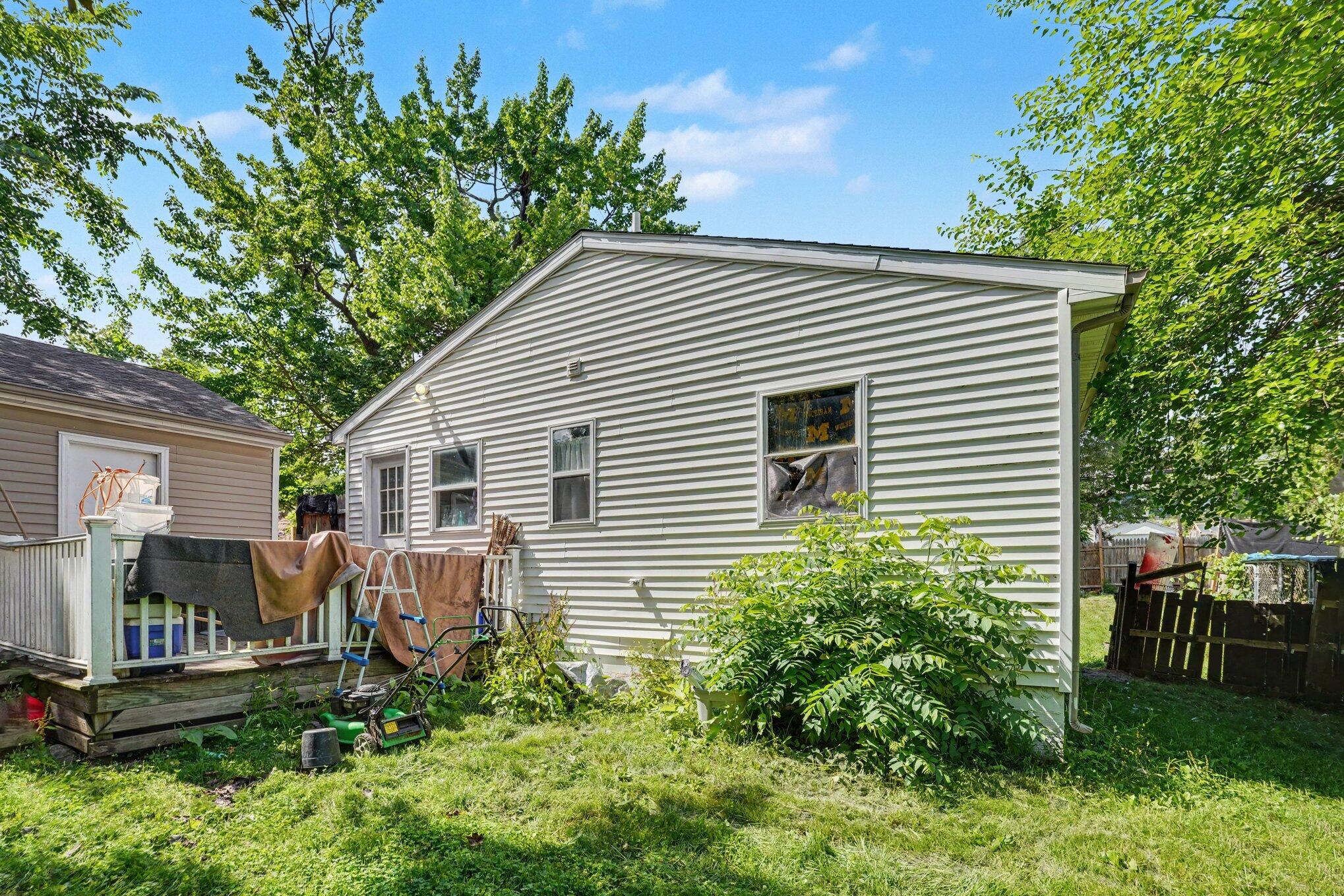 749 Hutchinson Street Kalamazoo MI 49008