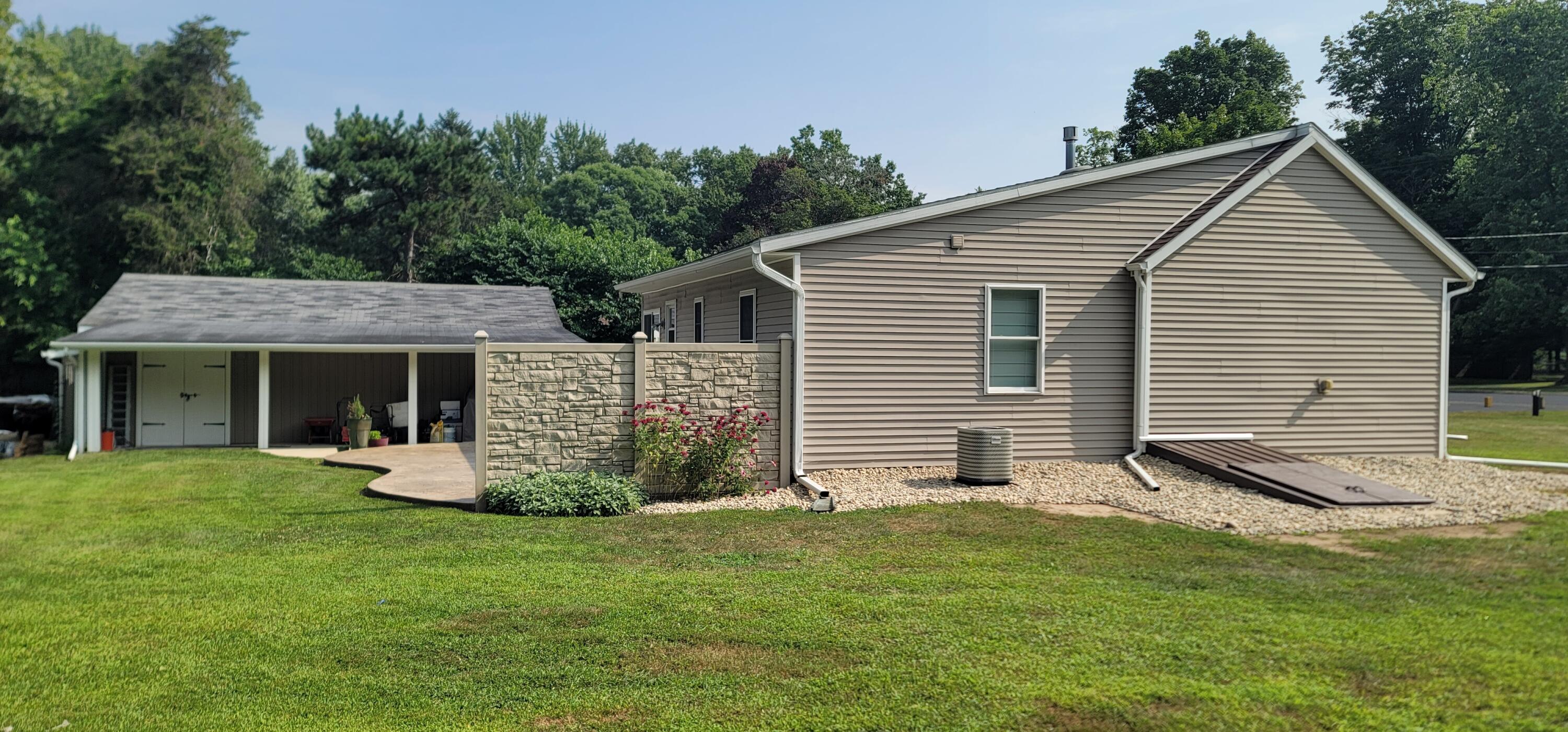 8328 Lovers Lane Portage MI 49002