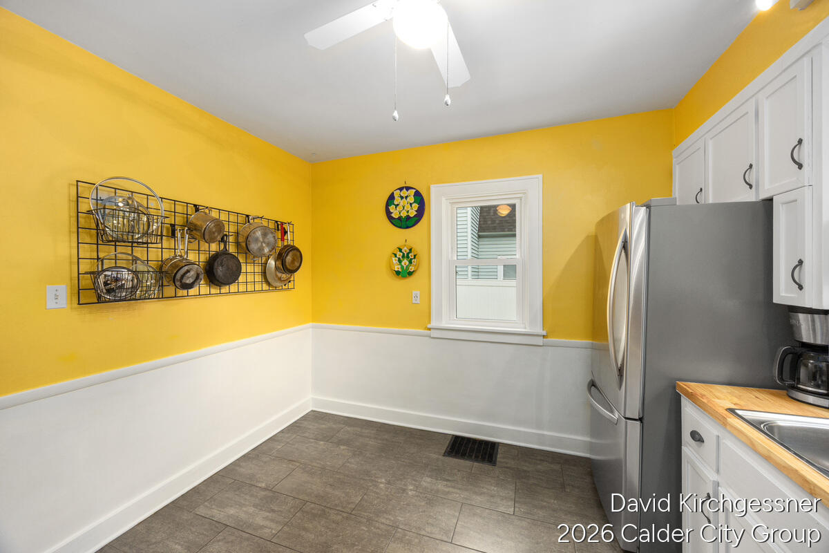 1224 Benjamin Avenue SE Grand Rapids MI 49506