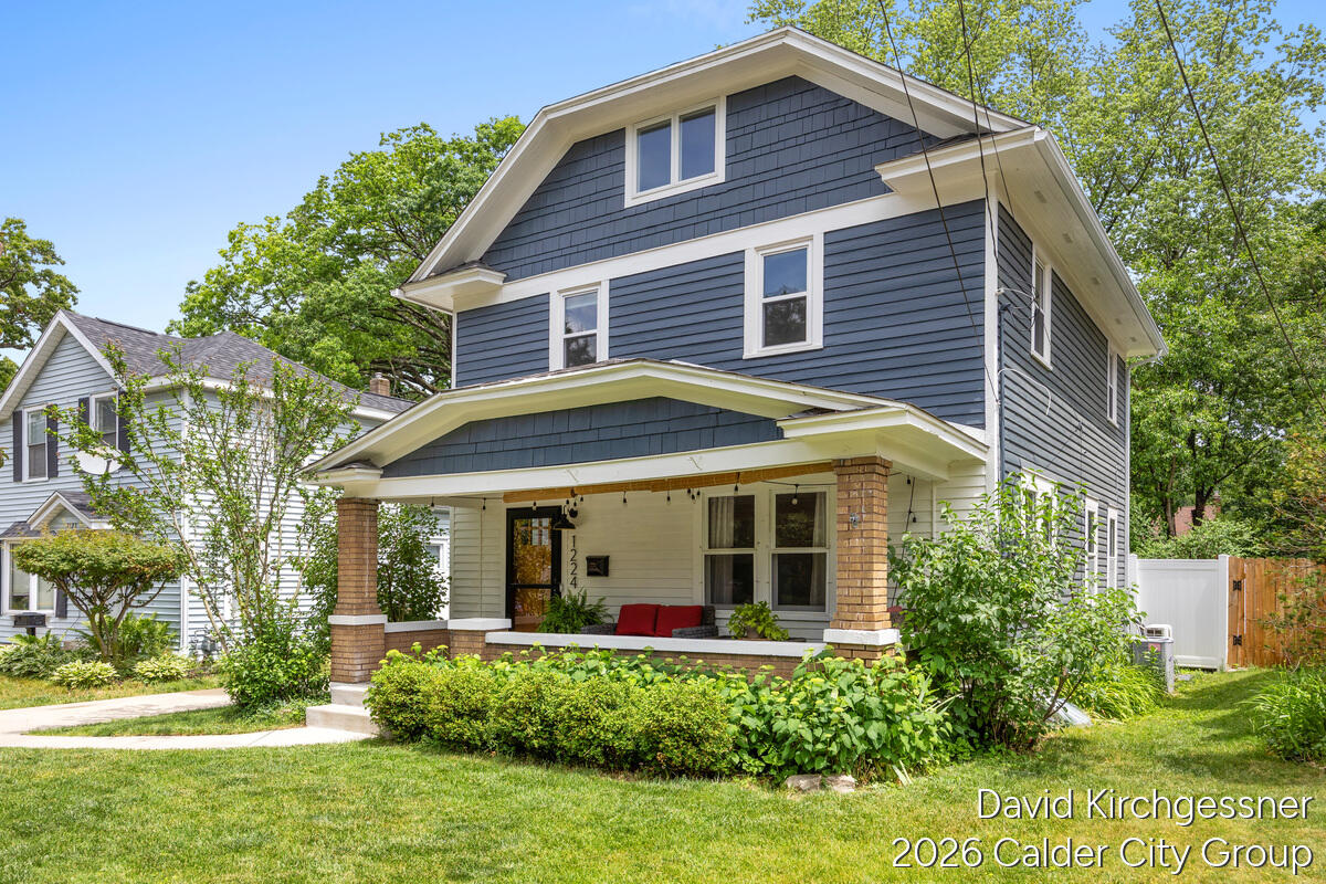 1224 Benjamin Avenue SE Grand Rapids MI 49506