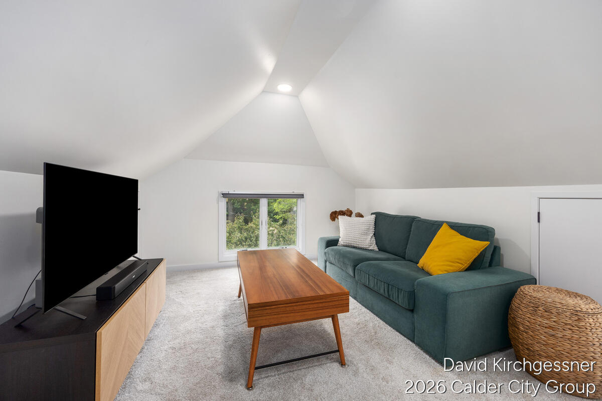 1224 Benjamin Avenue SE Grand Rapids MI 49506