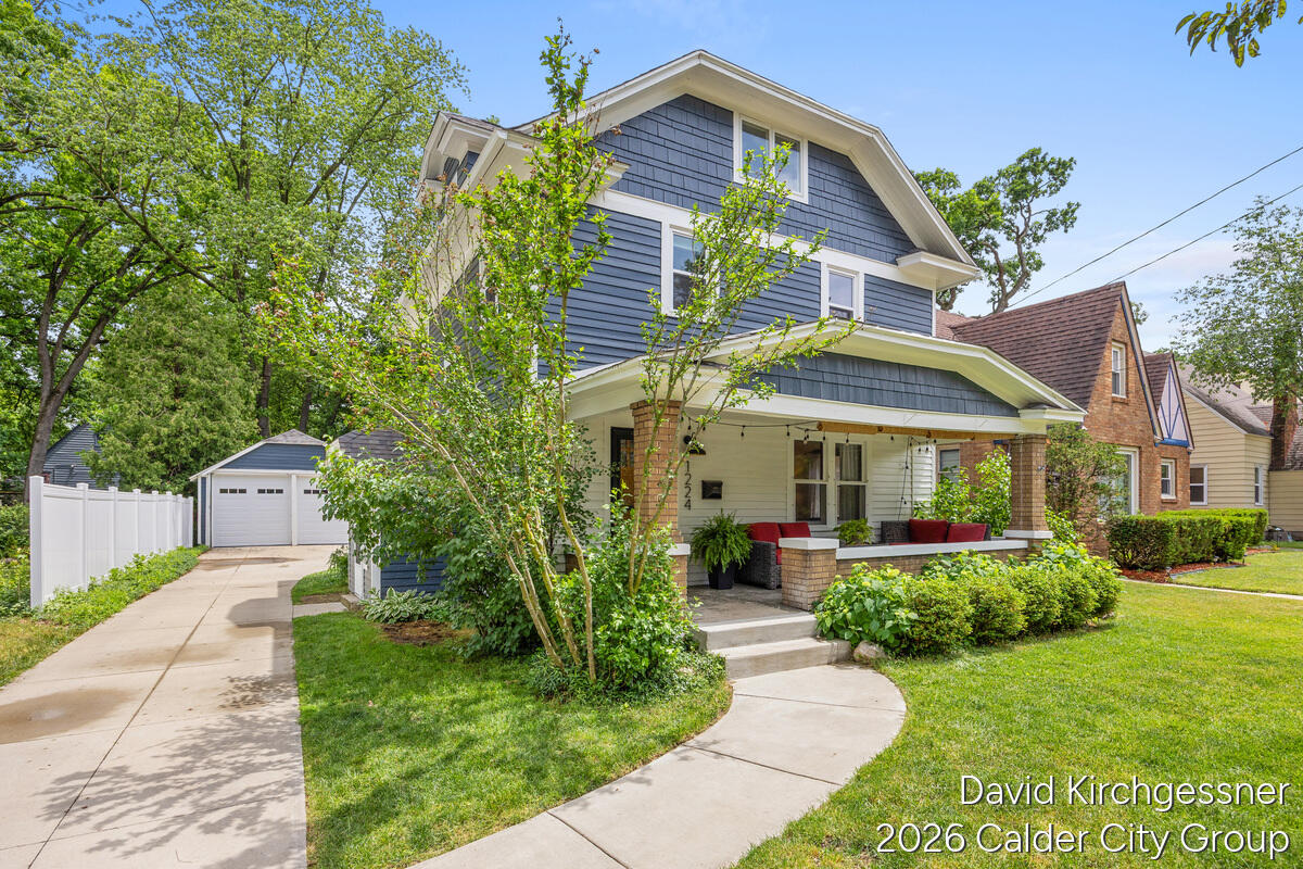 1224 Benjamin Avenue SE Grand Rapids MI 49506