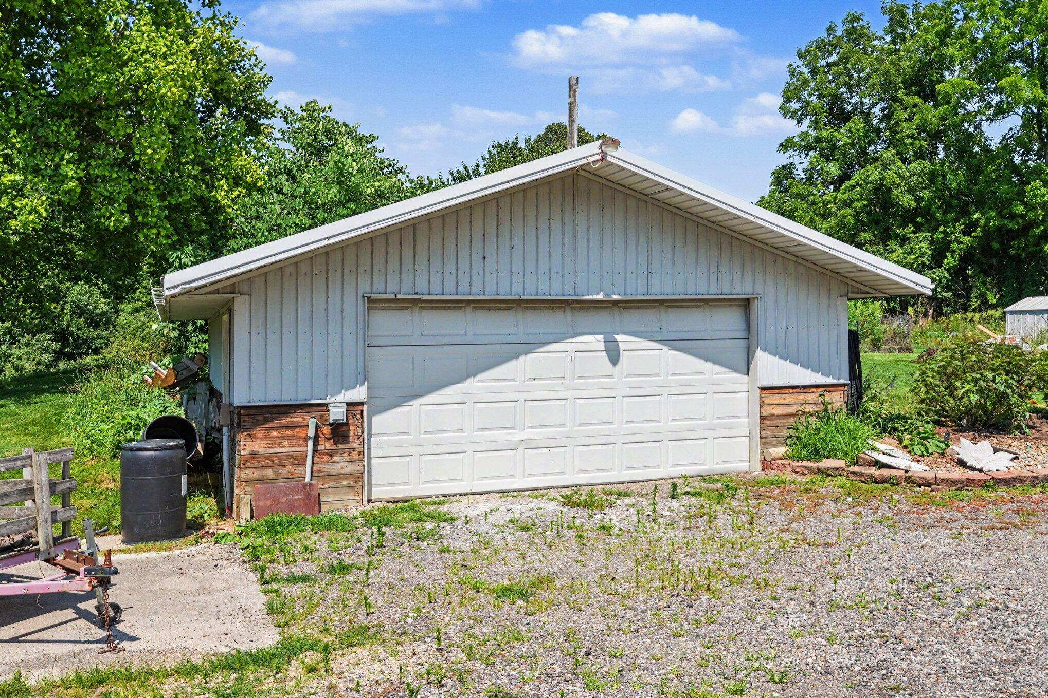 829 E Wagner Road Buchanan MI 49107