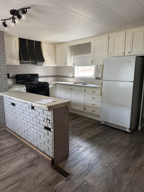 556 Harvest Lane Muskegon MI 49442