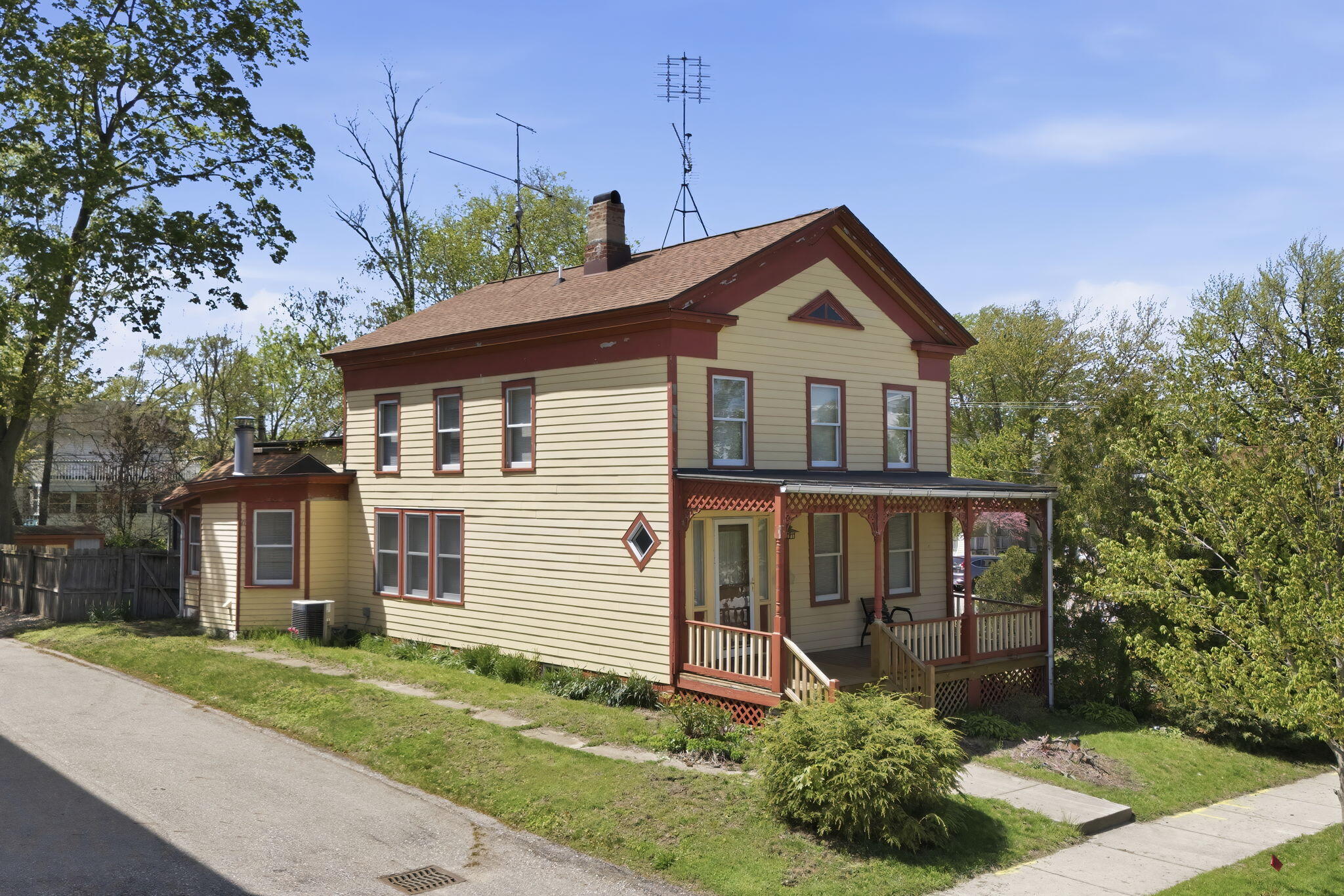 126 N Barton Street New Buffalo MI 49117