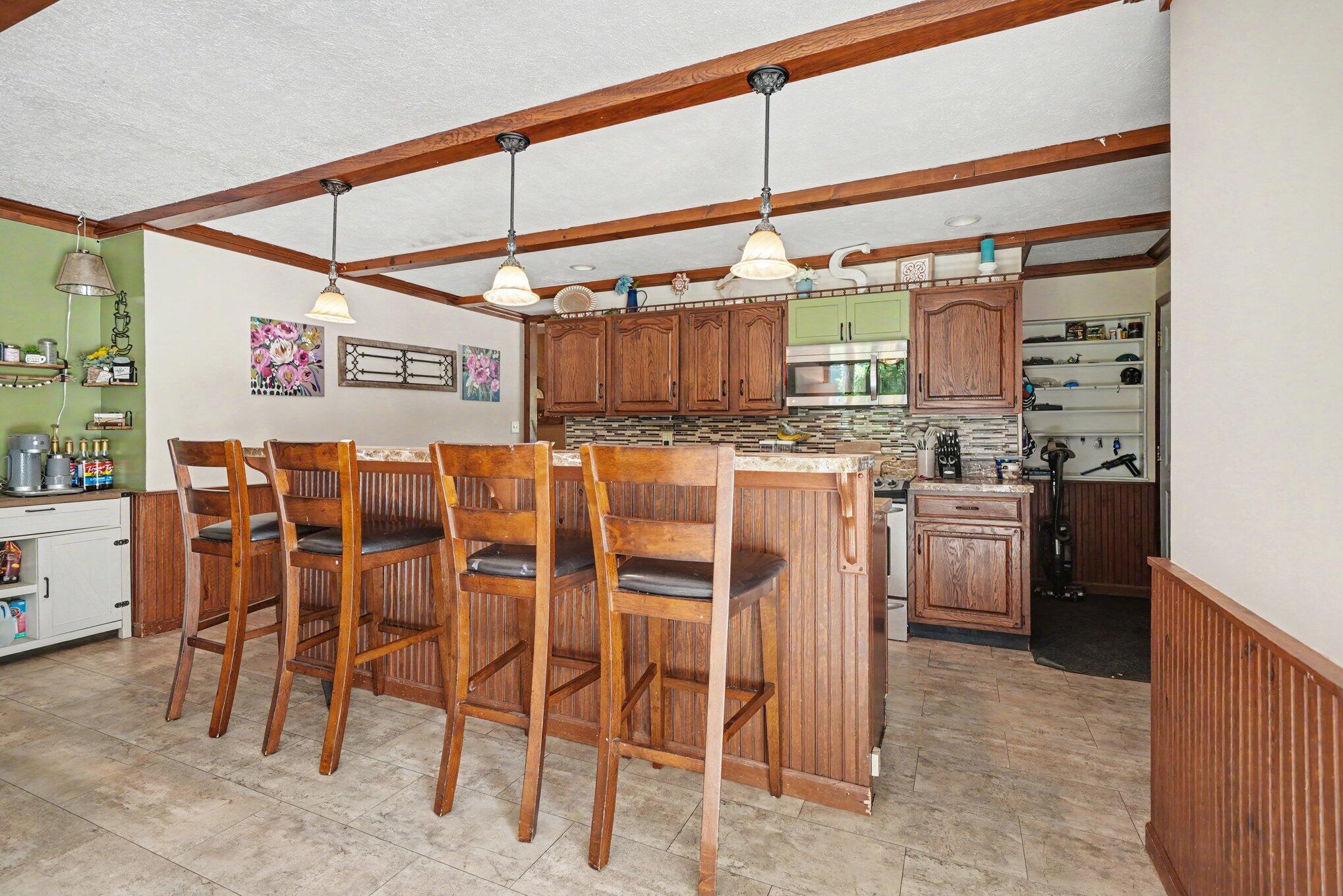 24064 Redfield Street Edwardsburg MI 49112