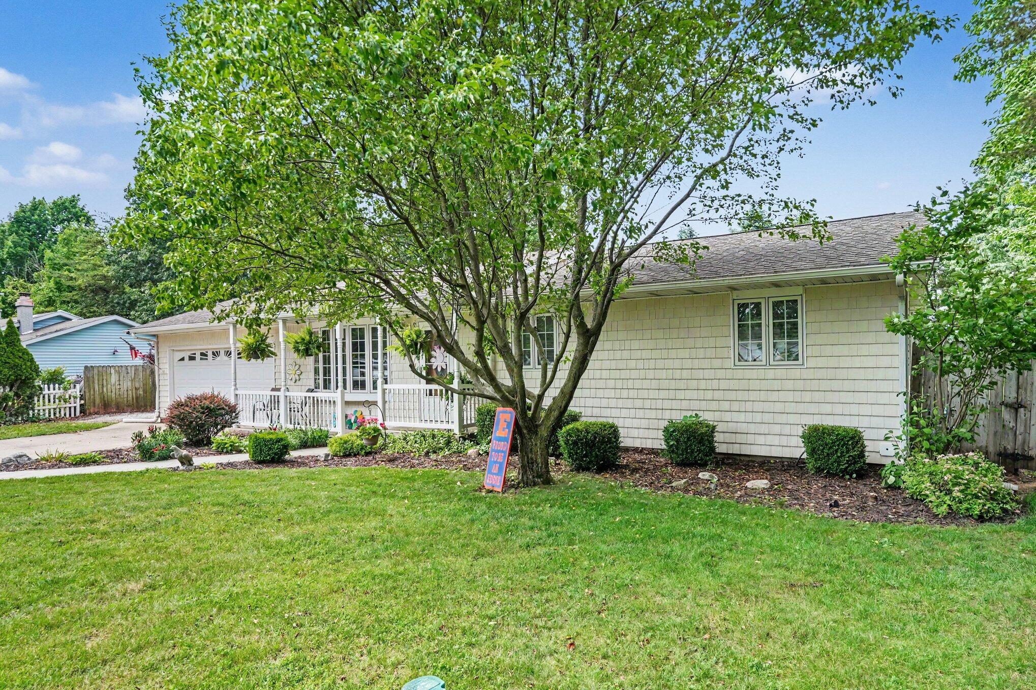24064 Redfield Street Edwardsburg MI 49112