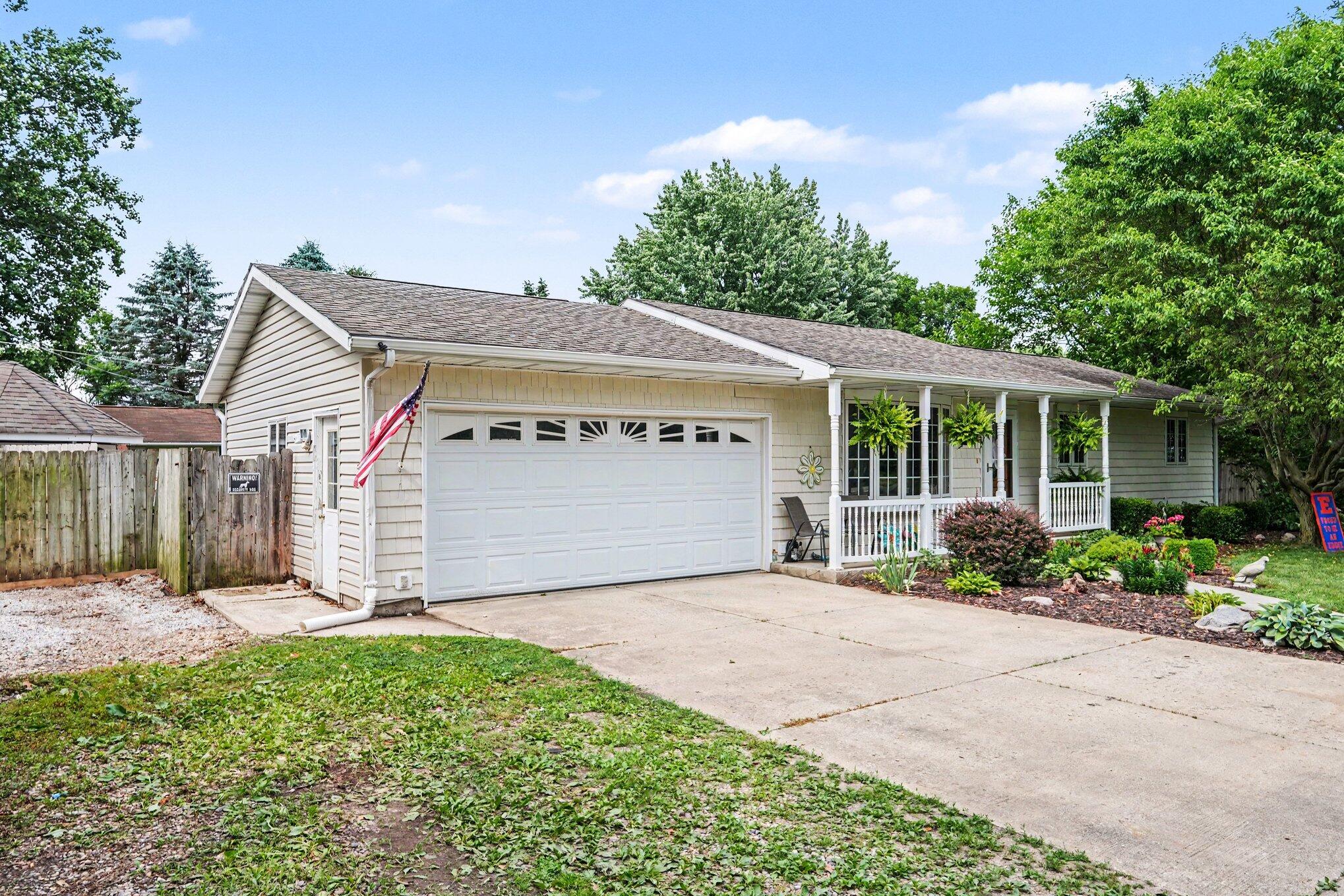 24064 Redfield Street Edwardsburg MI 49112