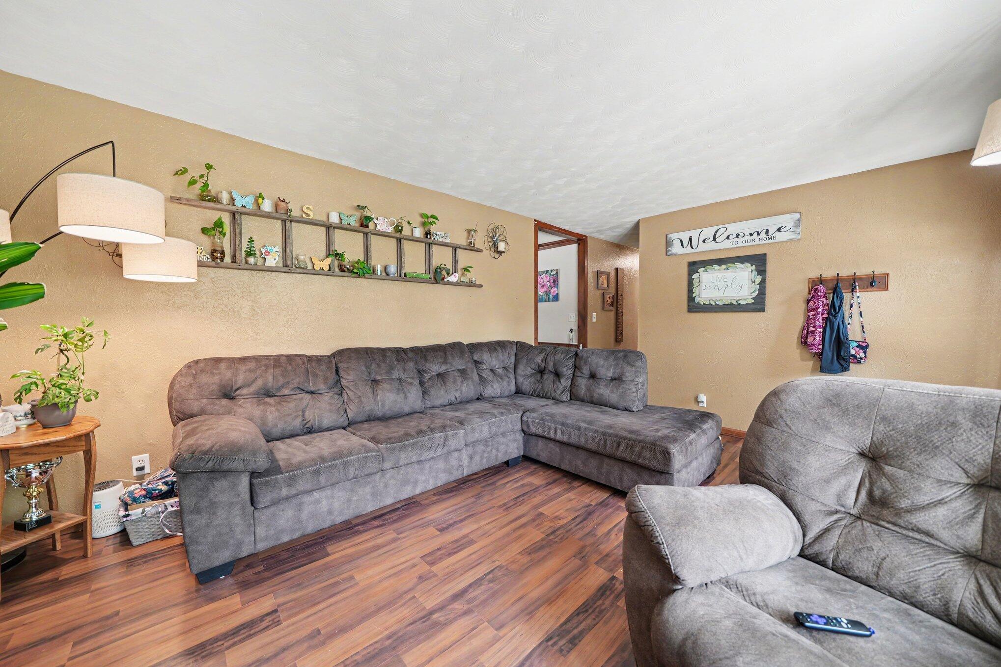 24064 Redfield Street Edwardsburg MI 49112