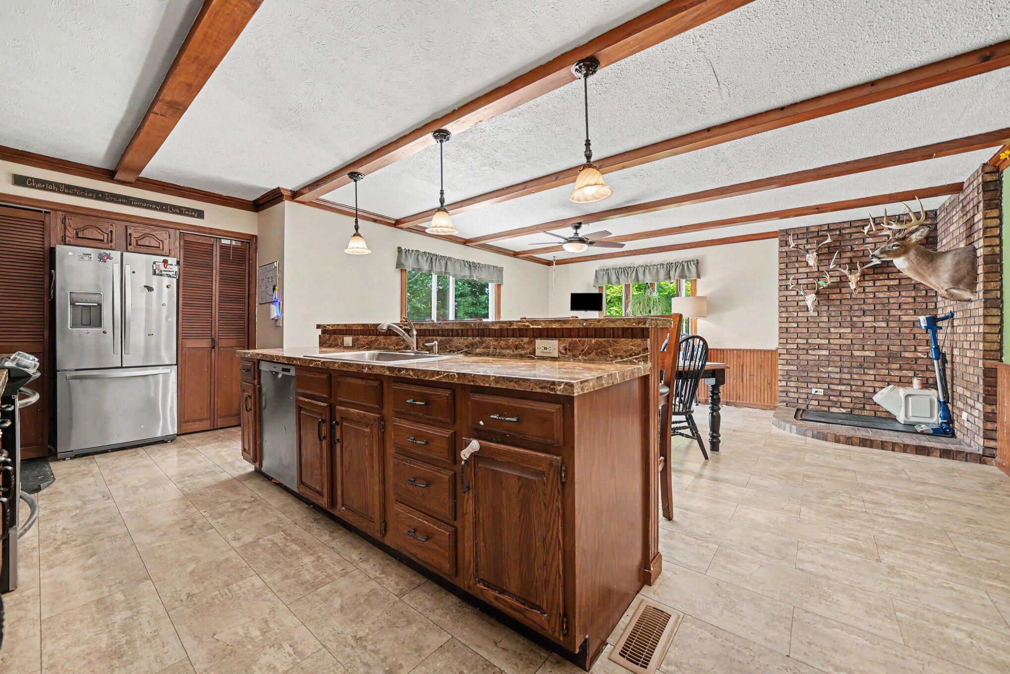24064 Redfield Street Edwardsburg MI 49112