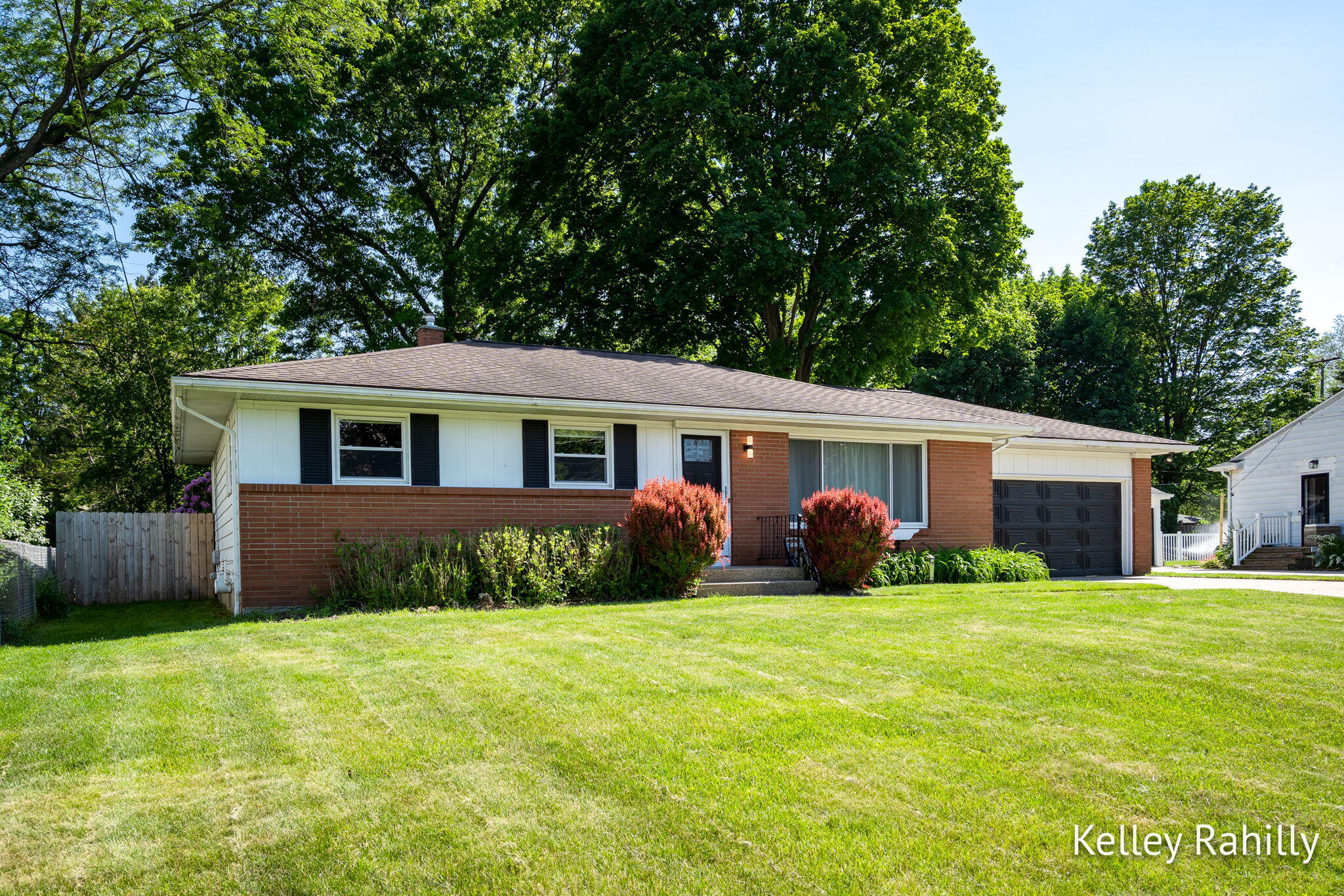 1716 Millbank Street SE Grand Rapids MI 49508