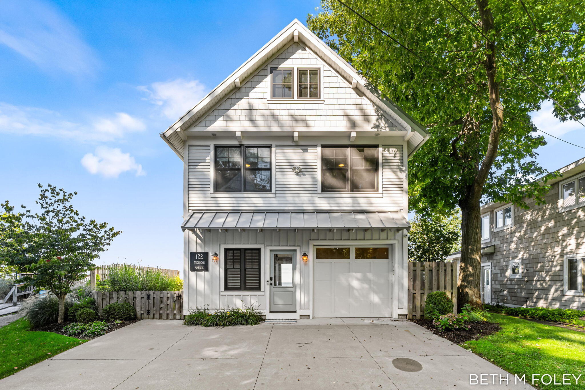 122 Michigan Avenue Holland MI 49424