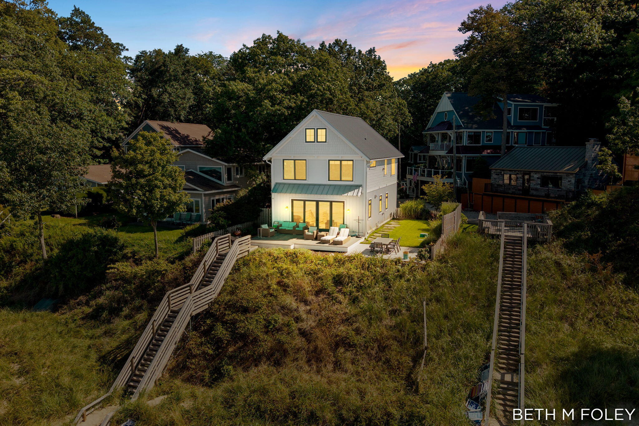 122 Michigan Avenue Holland MI 49424