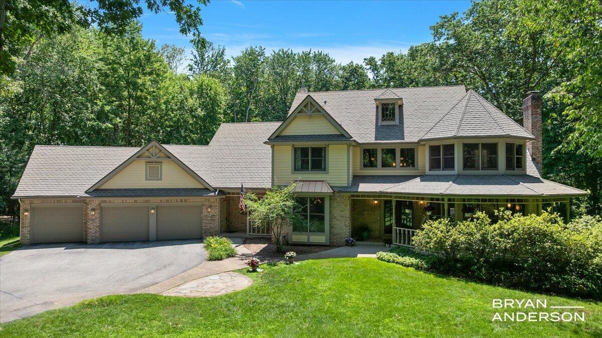3324 Whitburn Court SE Ada MI 49301
