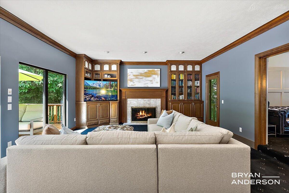3324 Whitburn Court SE Ada MI 49301