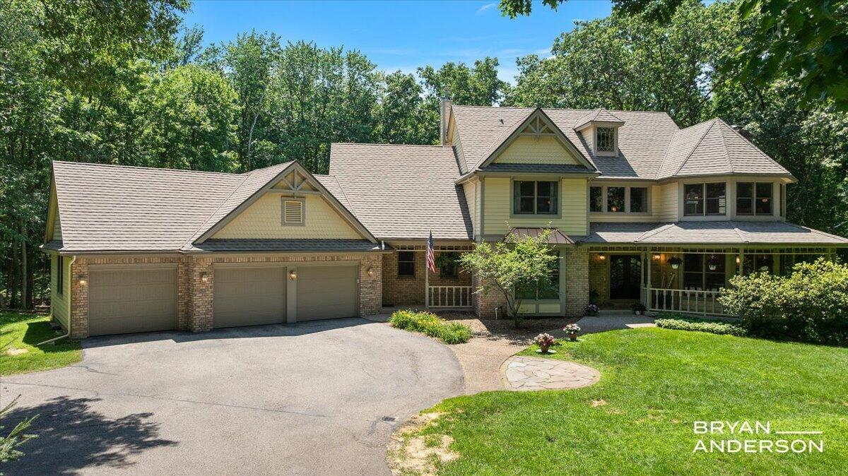 3324 Whitburn Court SE Ada MI 49301
