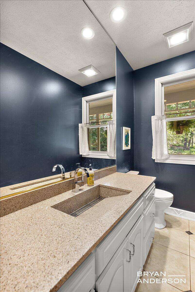 3324 Whitburn Court SE Ada MI 49301