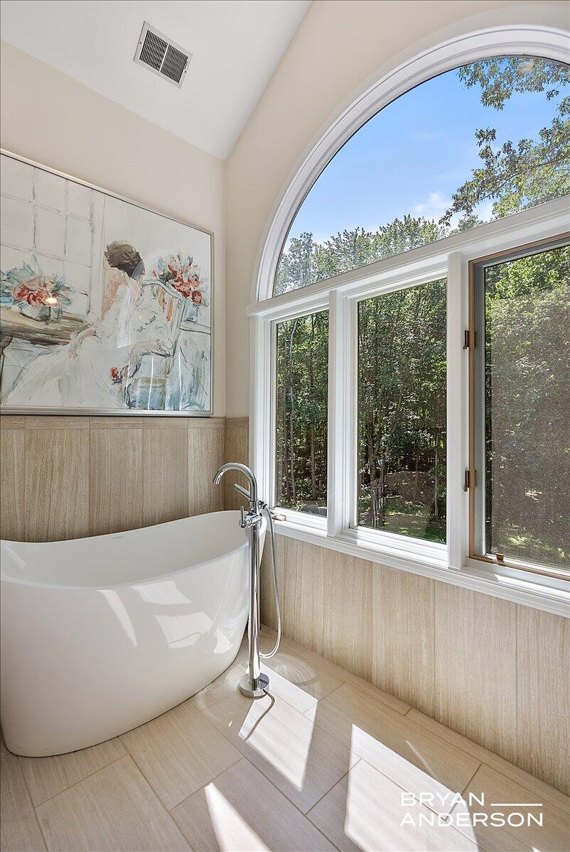 3324 Whitburn Court SE Ada MI 49301