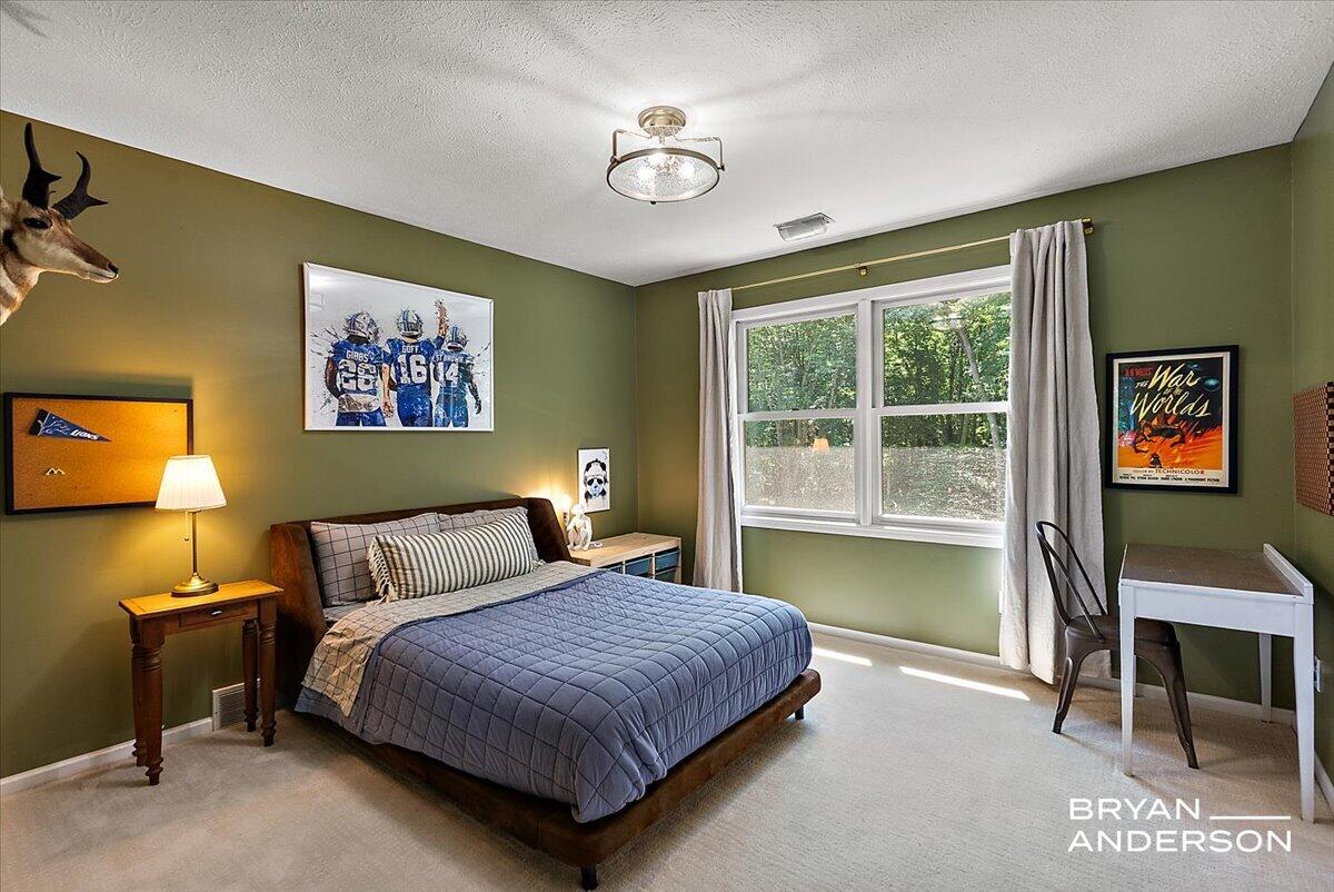 3324 Whitburn Court SE Ada MI 49301