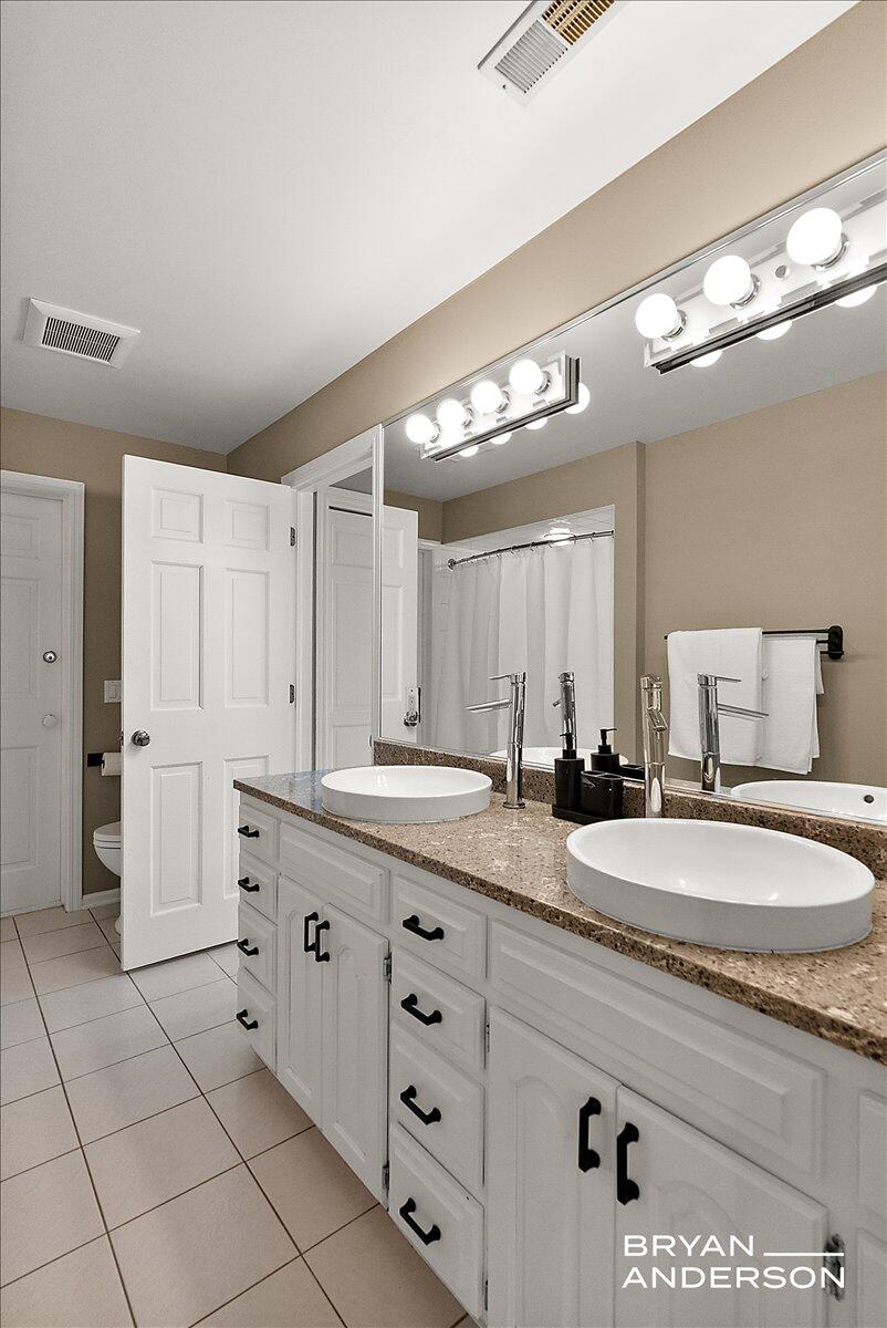 3324 Whitburn Court SE Ada MI 49301