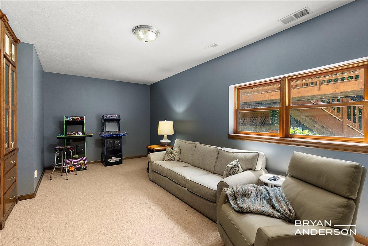 3324 Whitburn Court SE Ada MI 49301