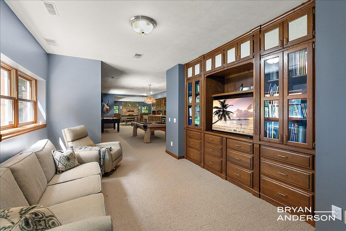 3324 Whitburn Court SE Ada MI 49301