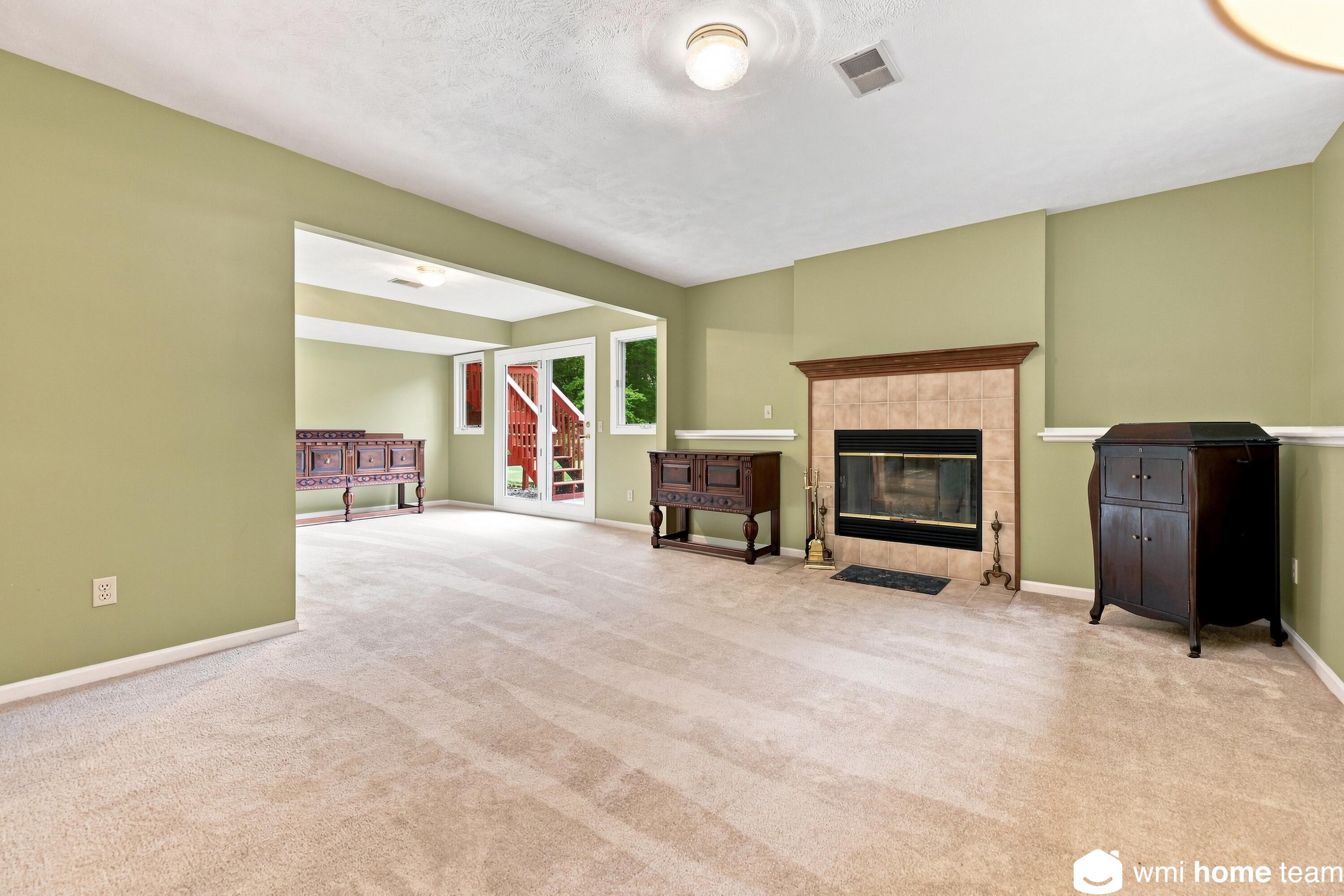5303 Tiffany Avenue NE Rockford MI 49341